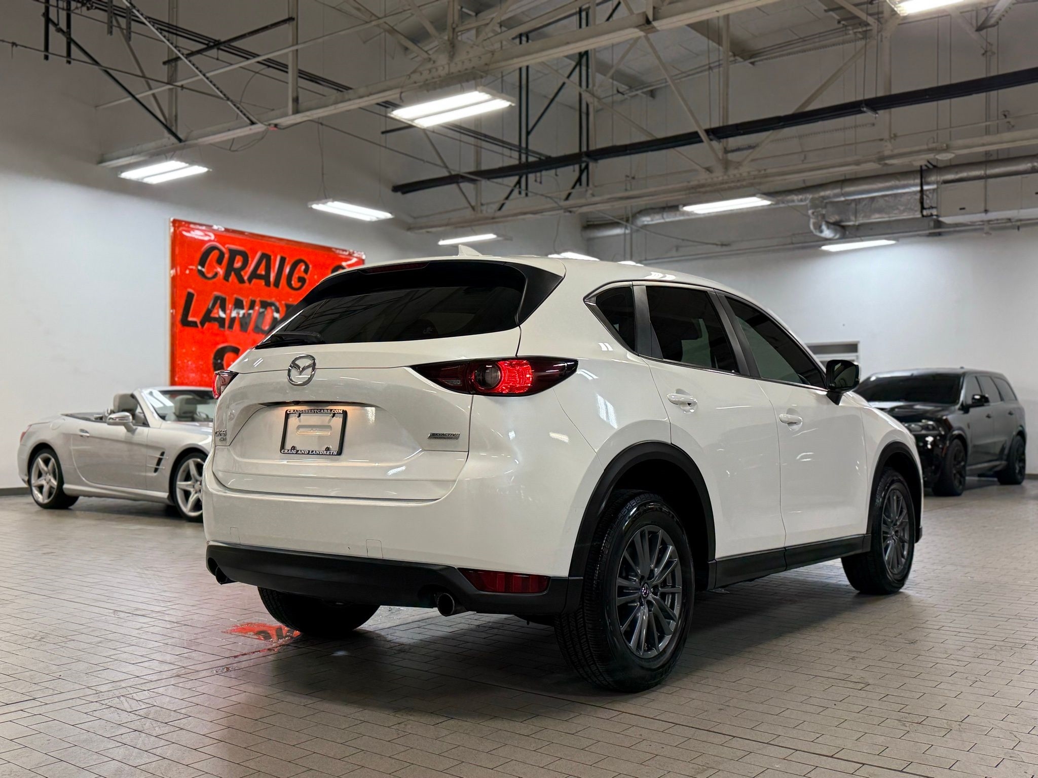 2017 Mazda CX-5 Sport photo 3