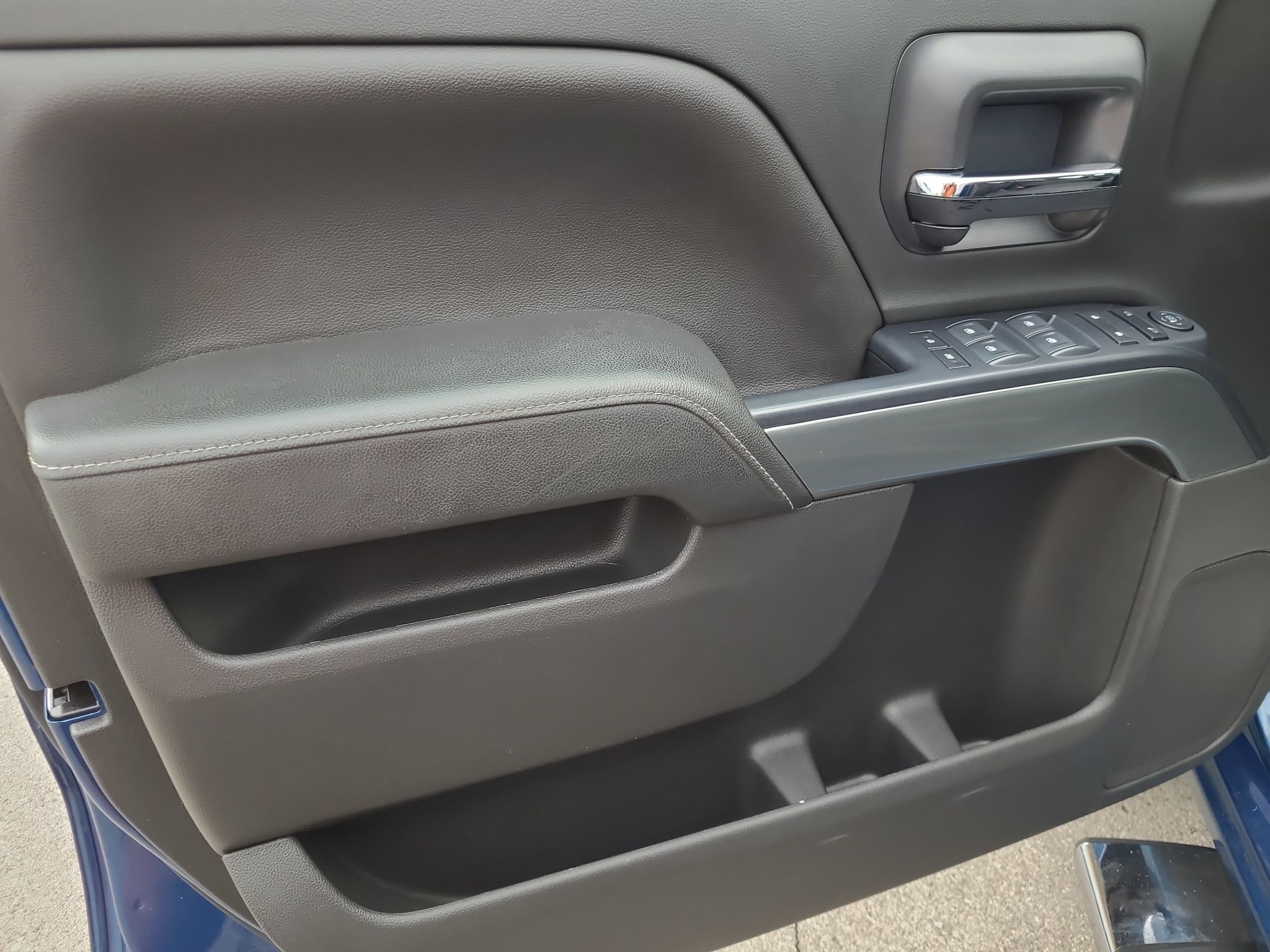 Chevrolet Silverado 1500  2018