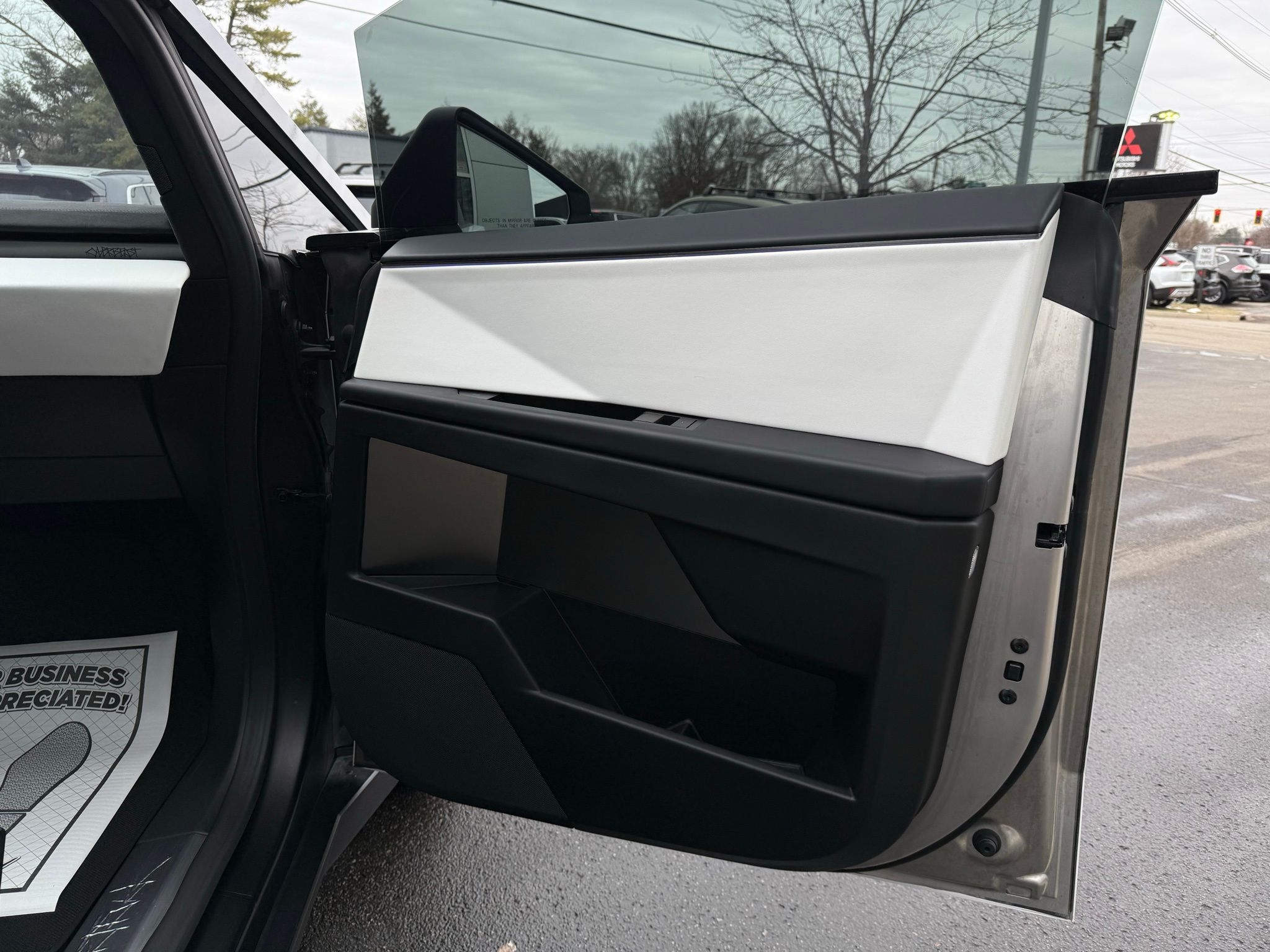 Tesla Cybertruck  2024