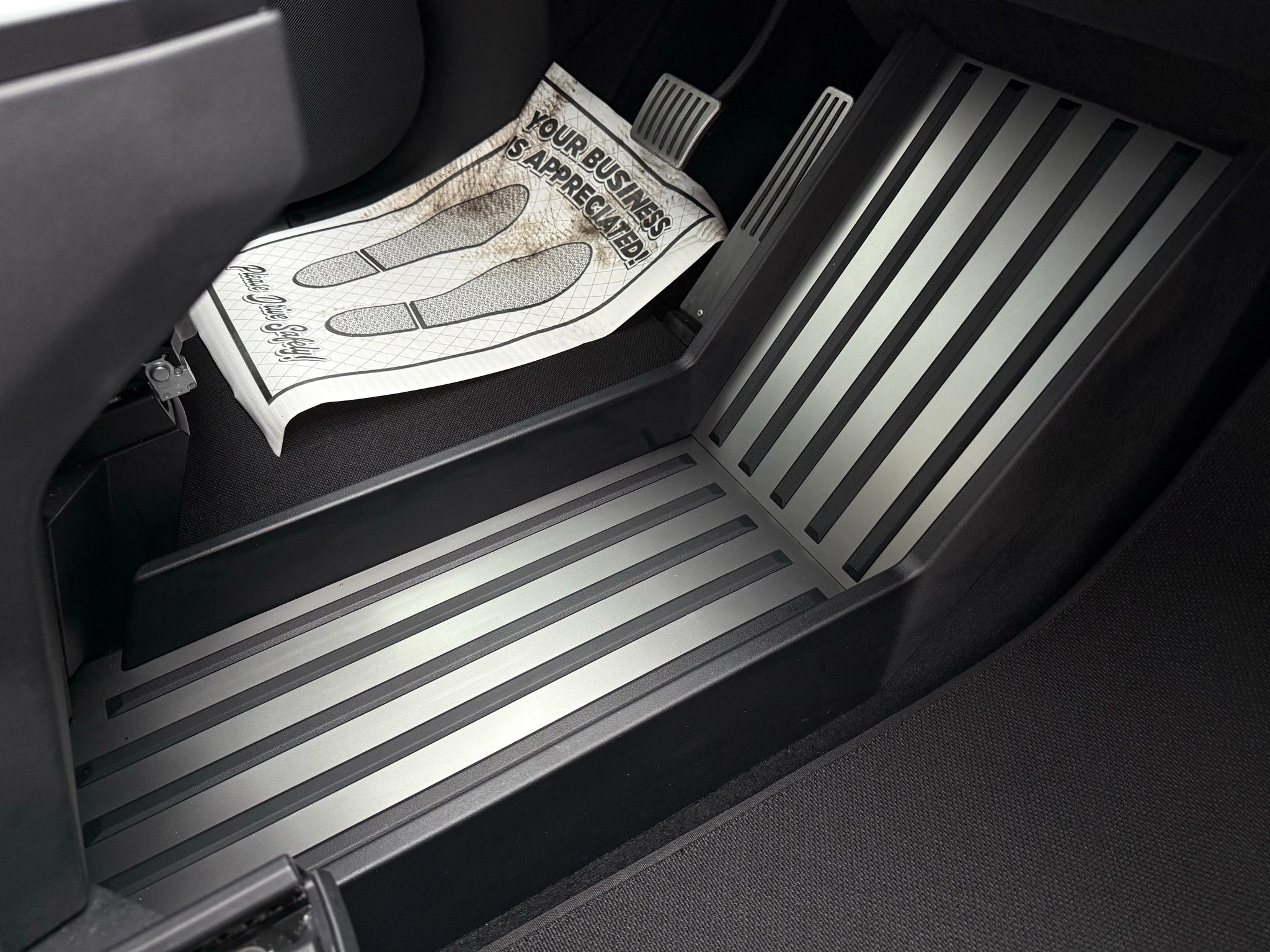 Tesla Cybertruck  2024