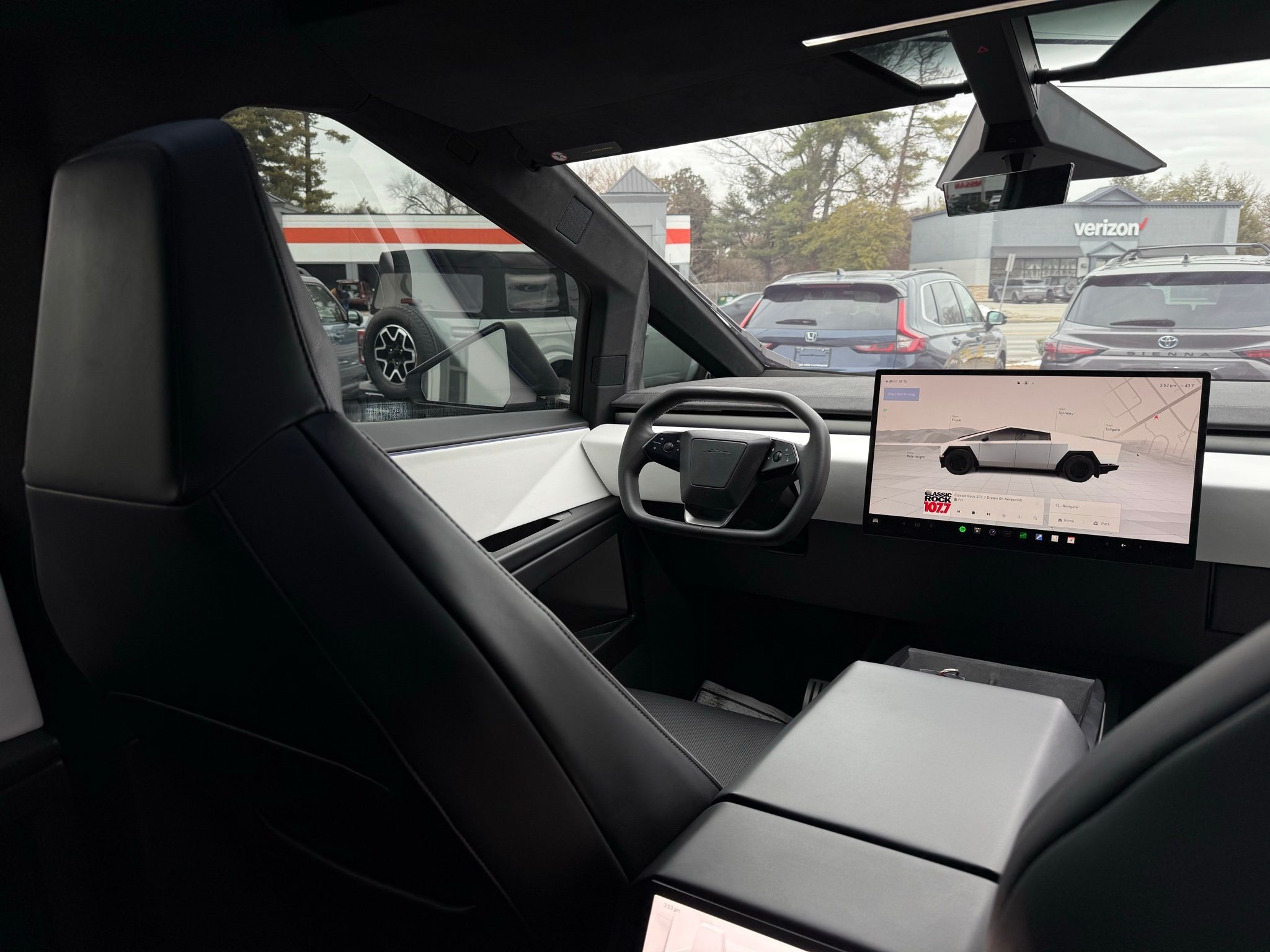 Tesla Cybertruck  2024