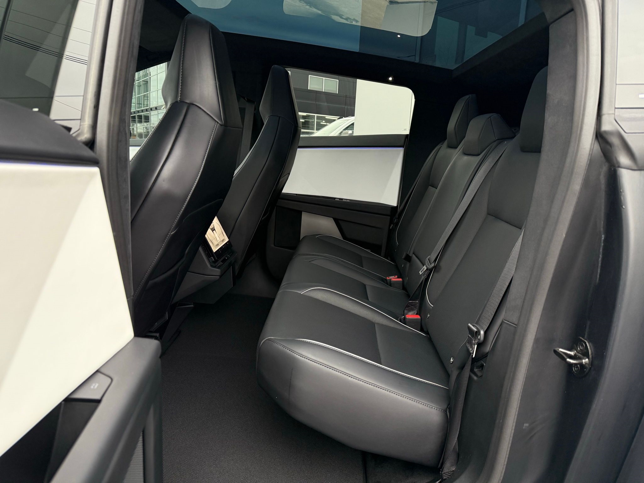 Tesla Cybertruck  2024