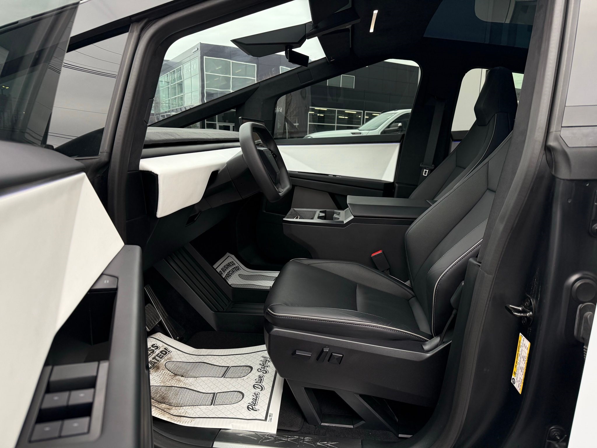 Tesla Cybertruck  2024