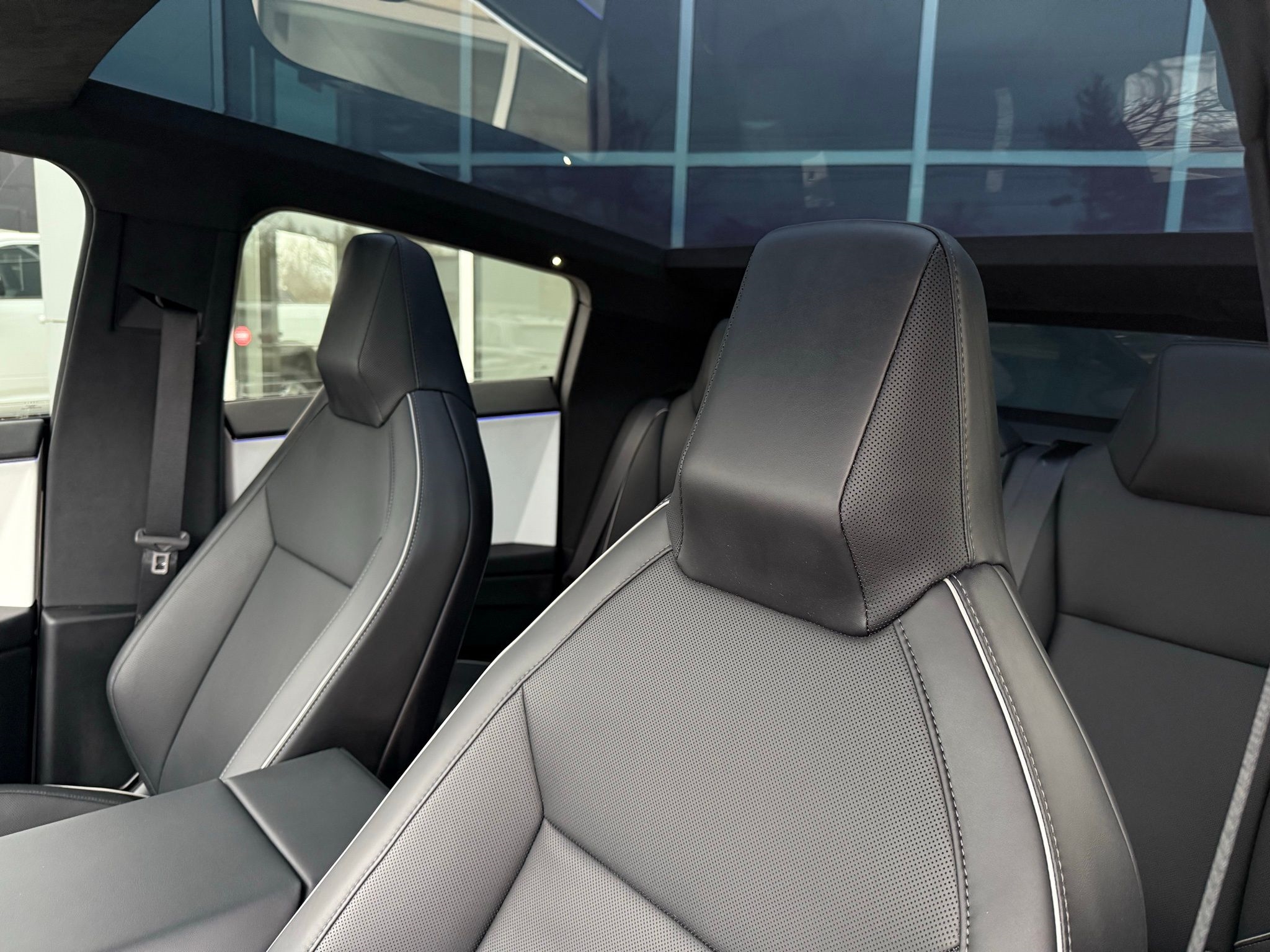 Tesla Cybertruck  2024