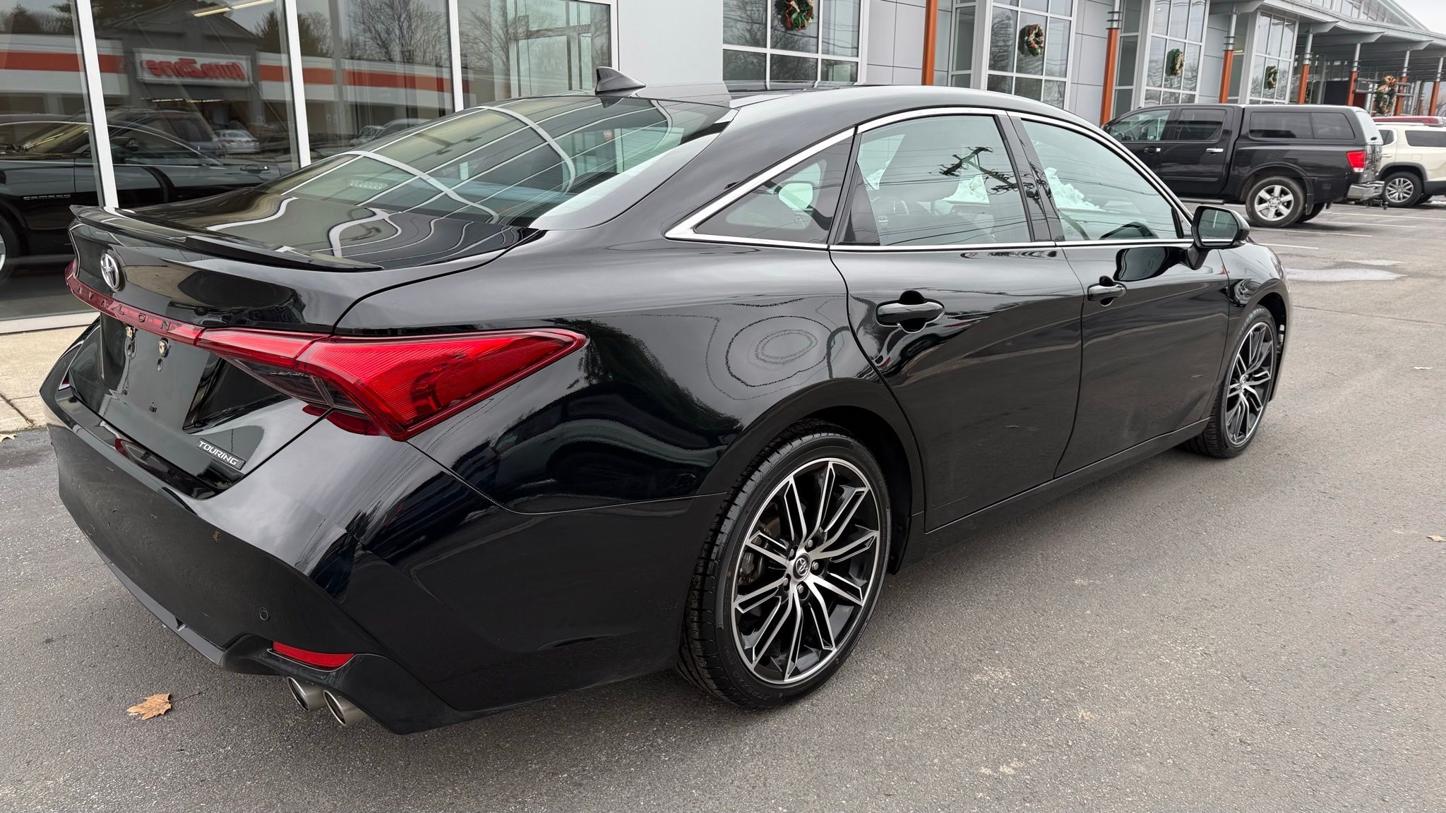 Toyota Avalon  2019