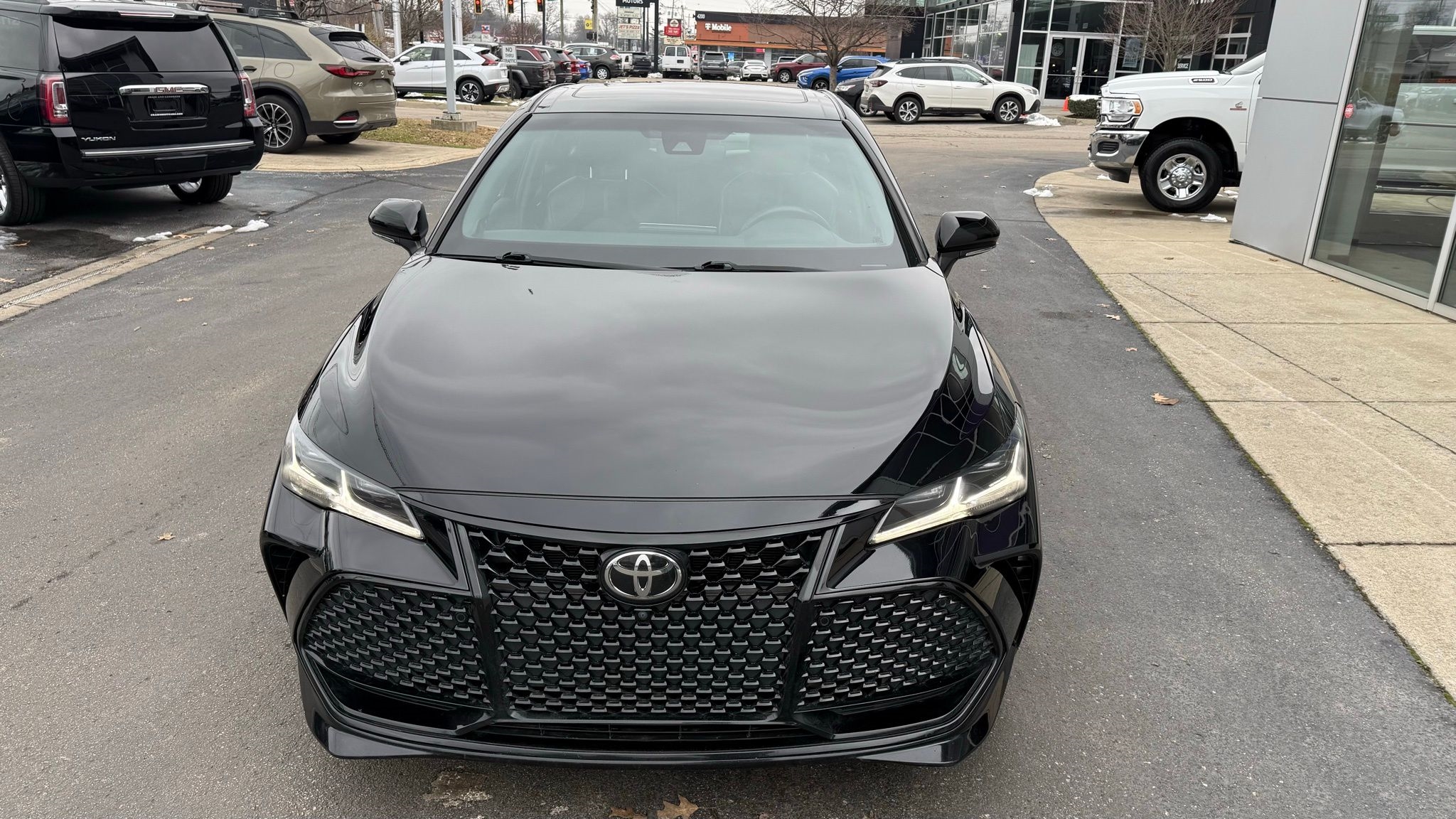 Toyota Avalon  2019