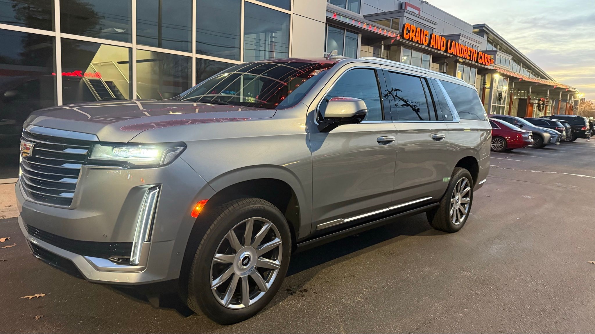 Cadillac Escalade ESV  2024