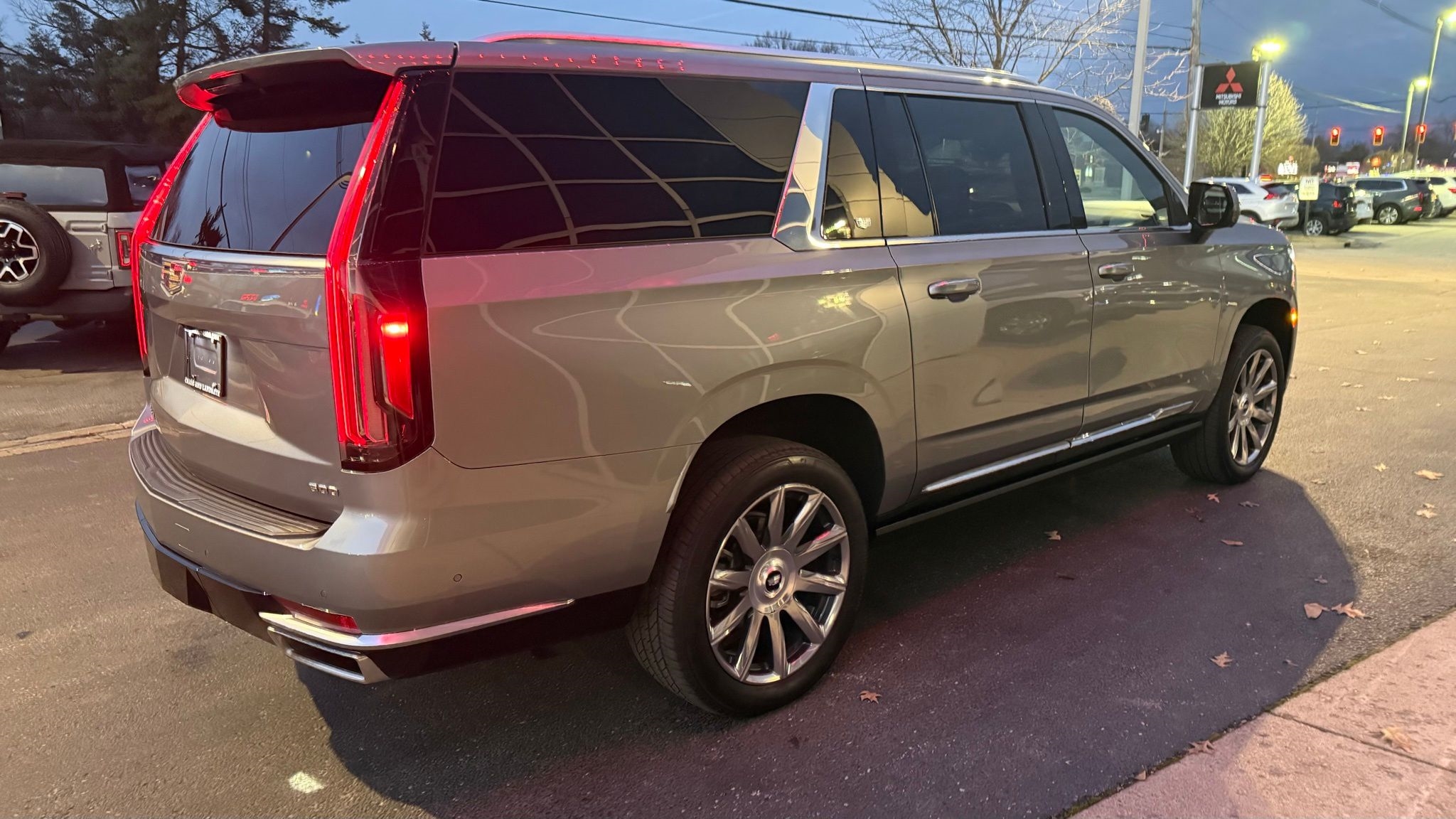 Cadillac Escalade ESV  2024