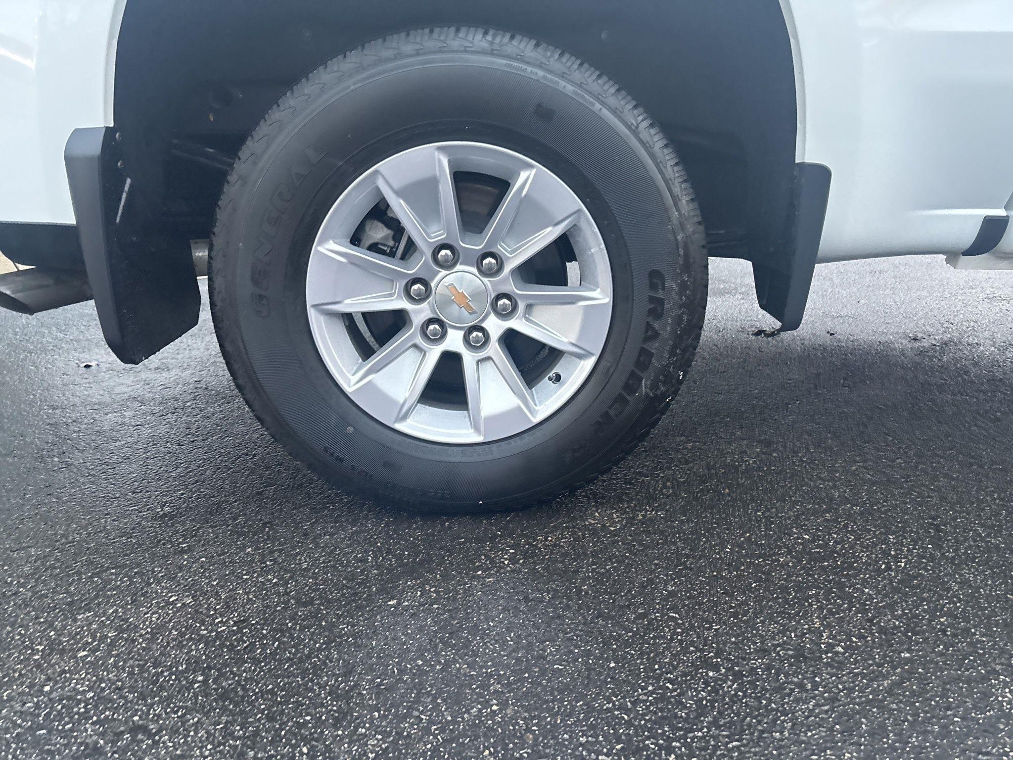 Chevrolet Silverado 1500  2025