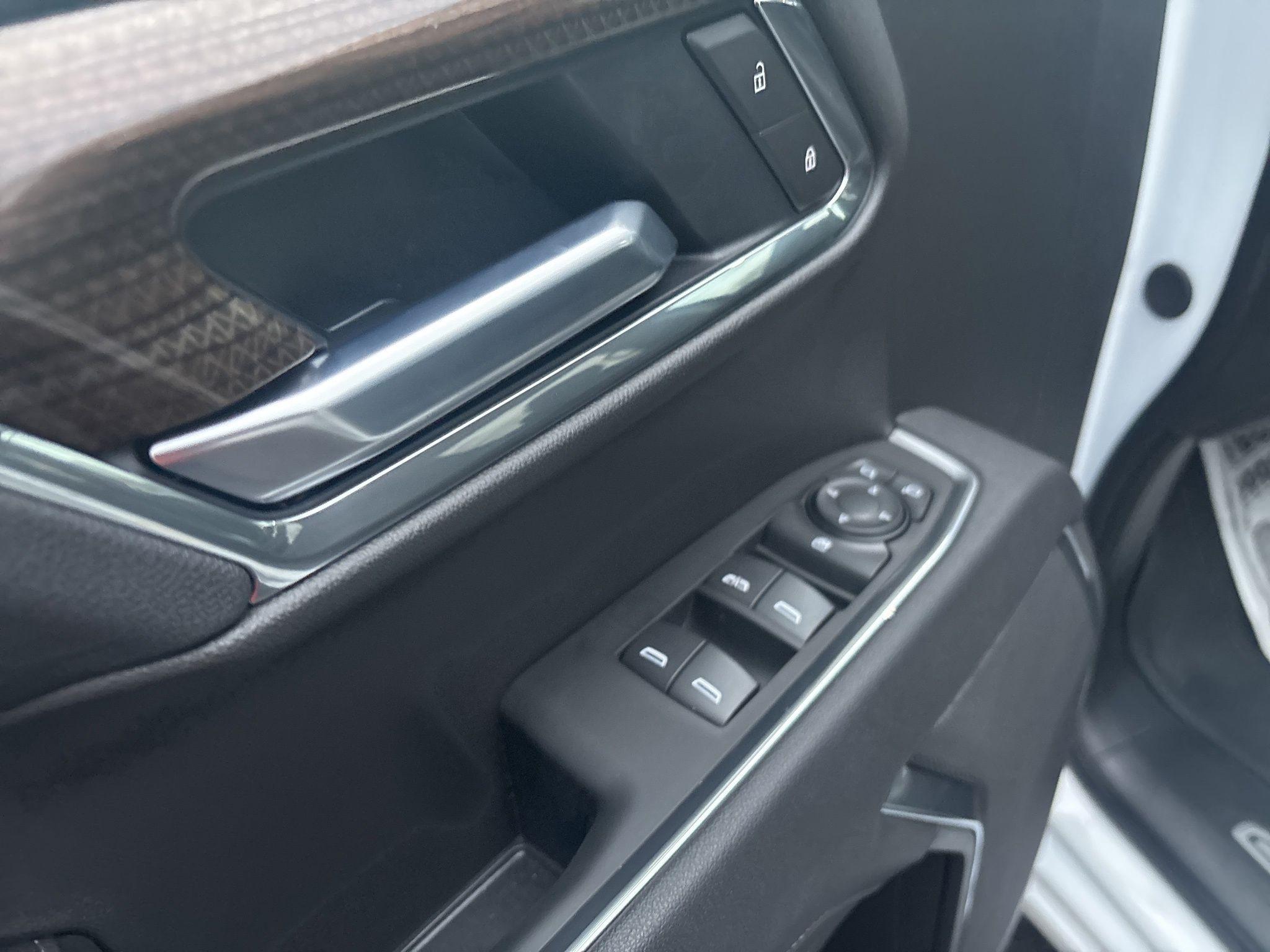 Chevrolet Silverado 1500  2025