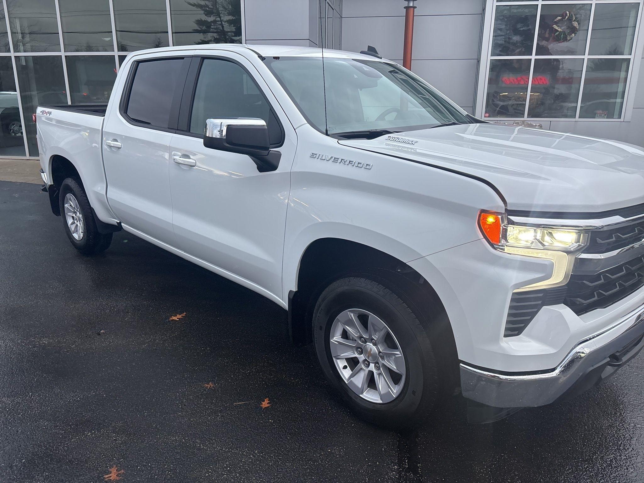 Chevrolet Silverado 1500  2025