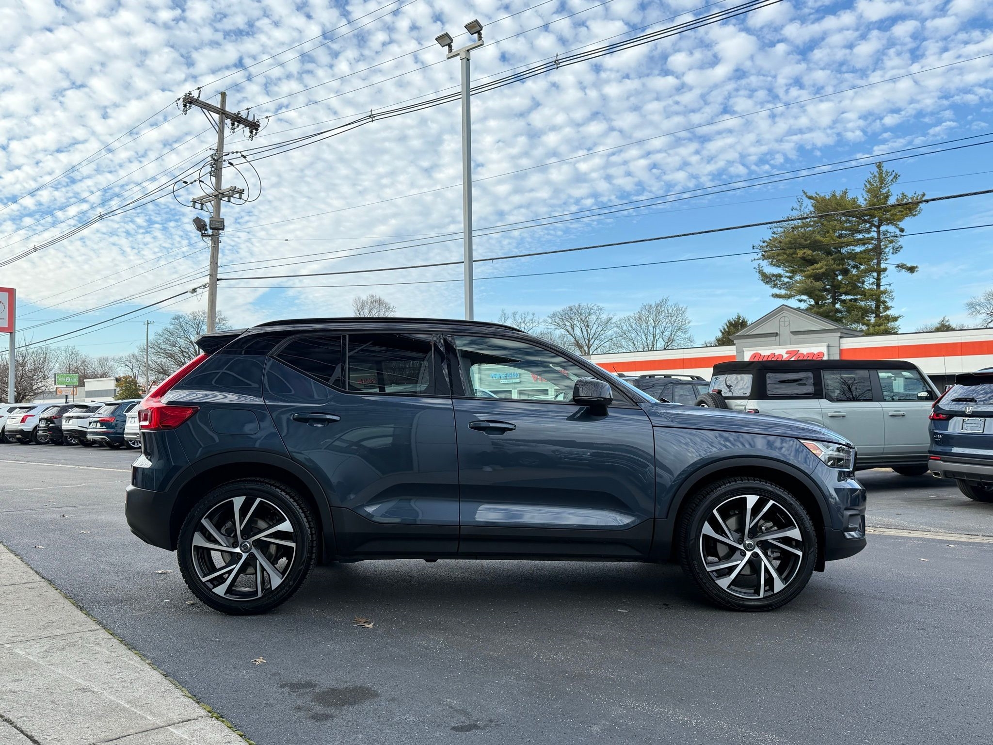 Volvo XC40  2022