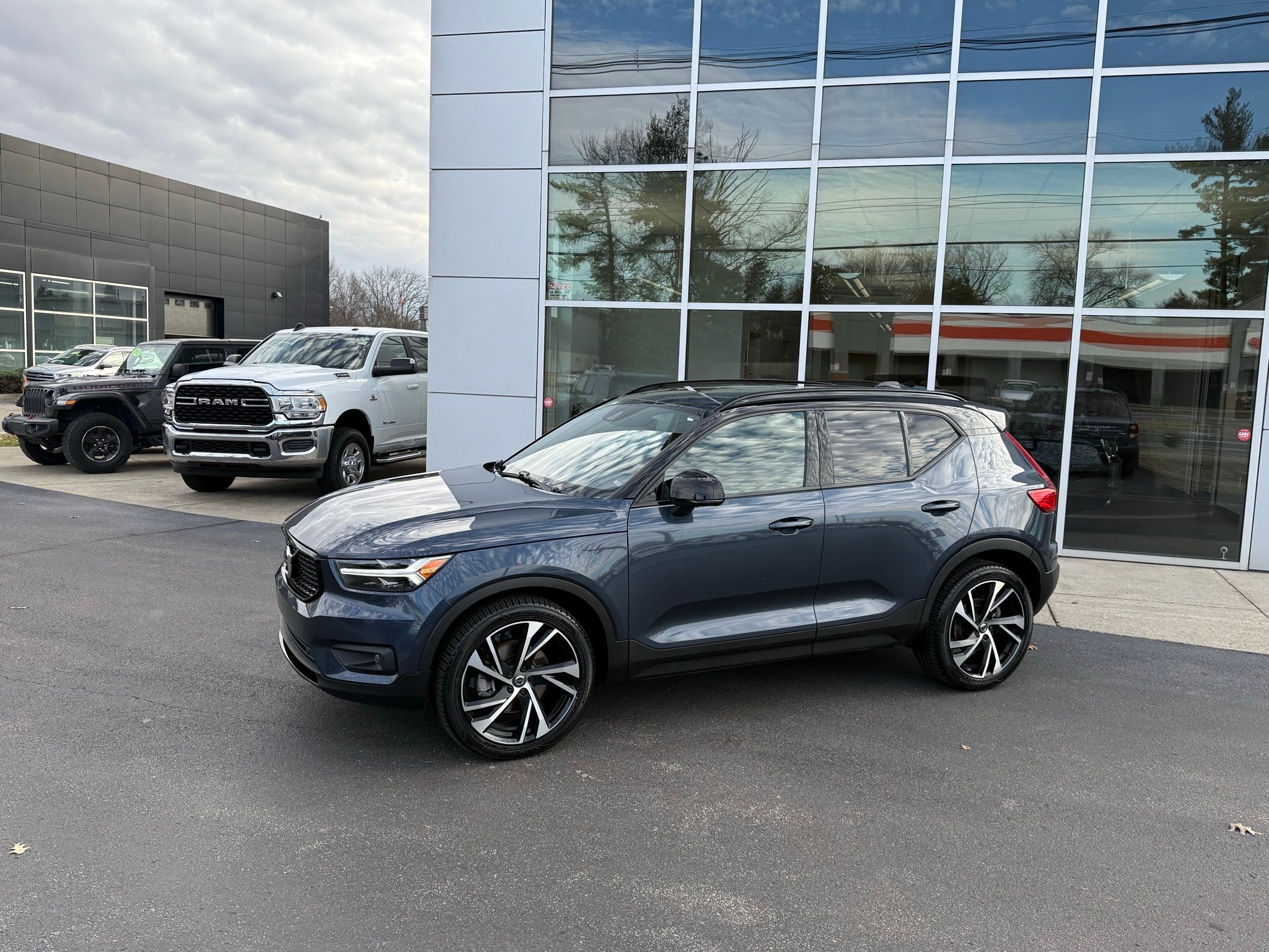 Volvo XC40  2022
