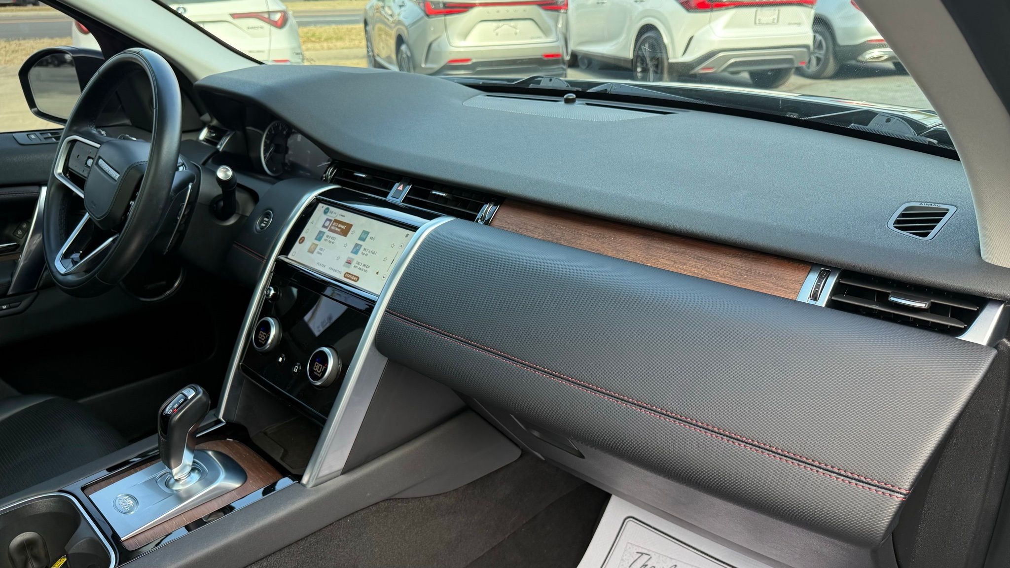 Land Rover Discovery Sport  2023