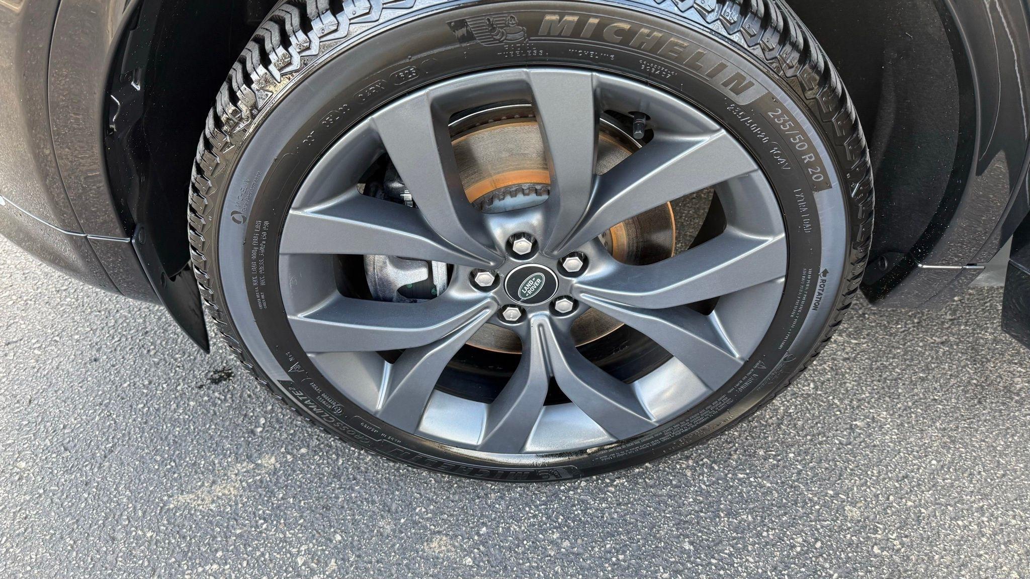 Land Rover Discovery Sport  2023