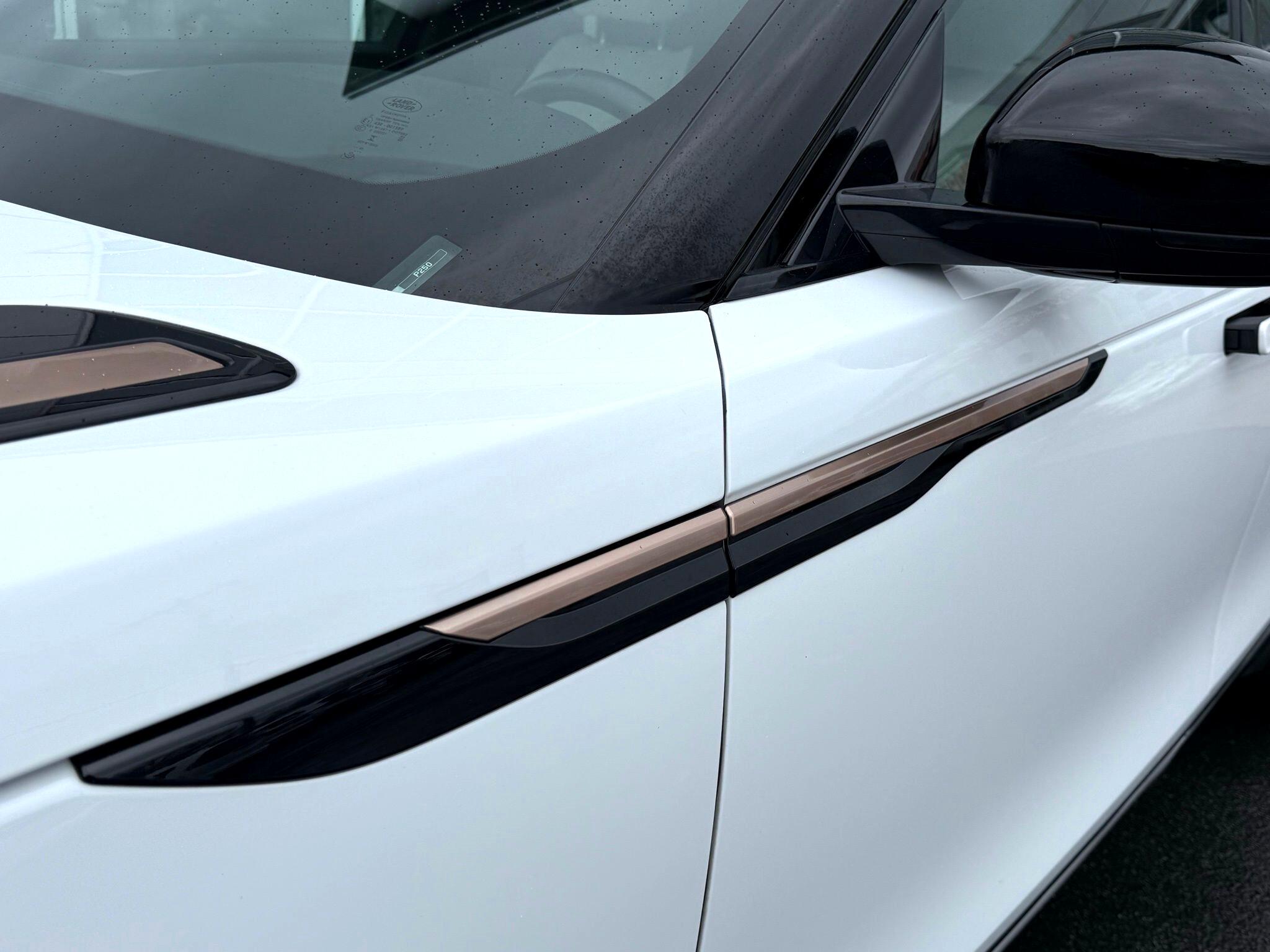 Land Rover Range Rover Velar  2023