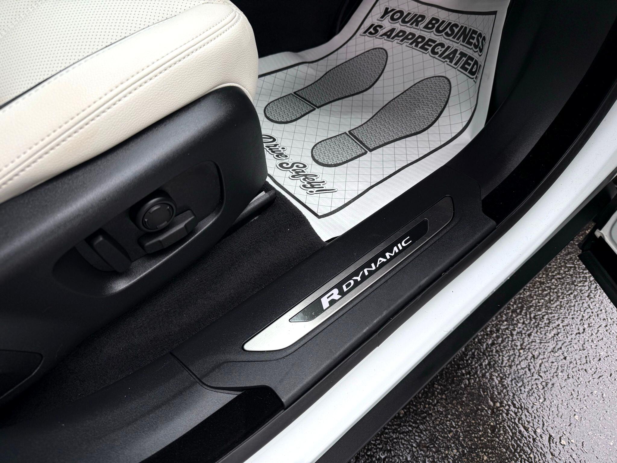 Land Rover Range Rover Velar  2023