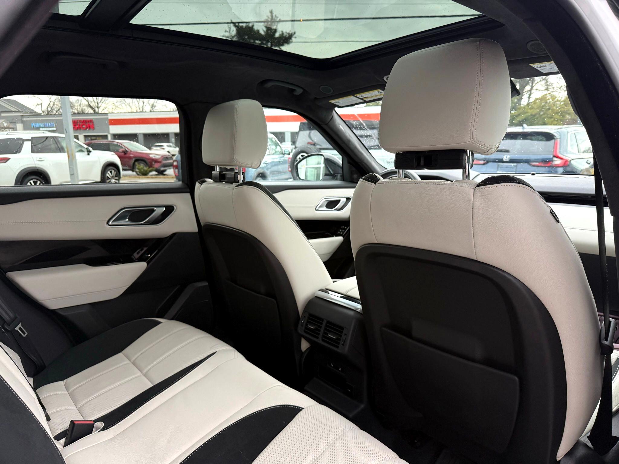 Land Rover Range Rover Velar  2023