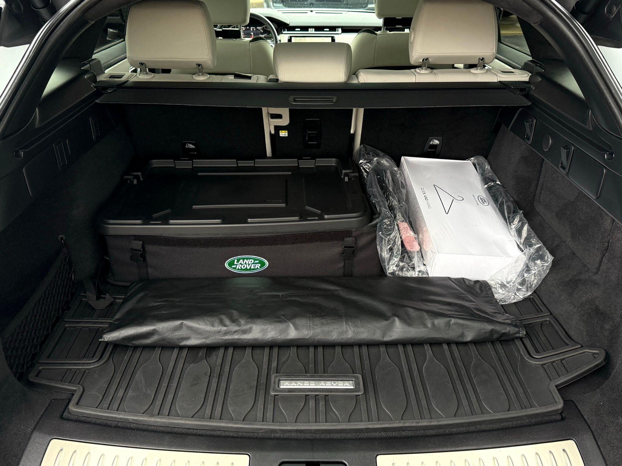 Land Rover Range Rover Velar  2023