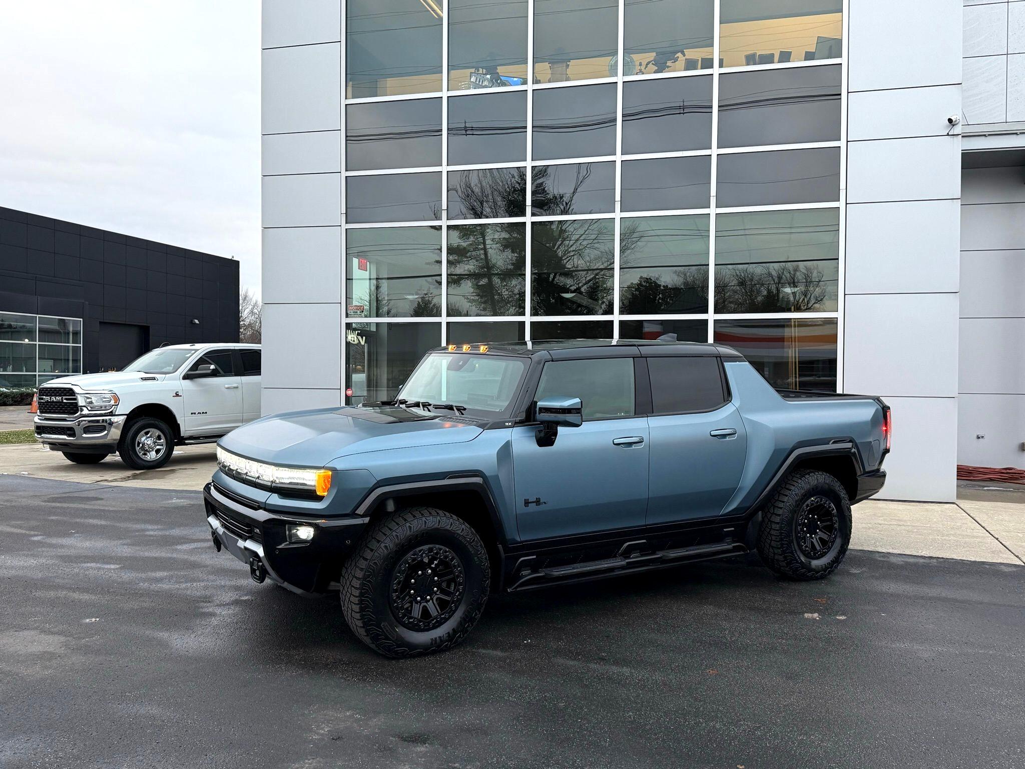 GMC HUMMER EV  2024