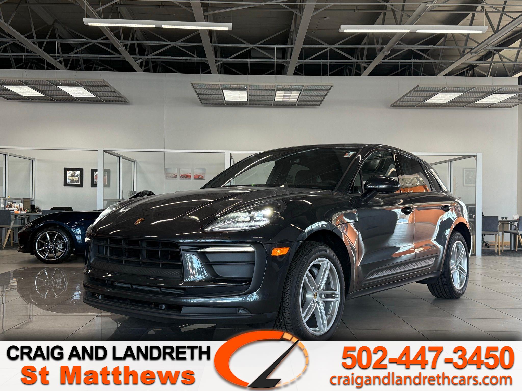 2022 Porsche Macan Base