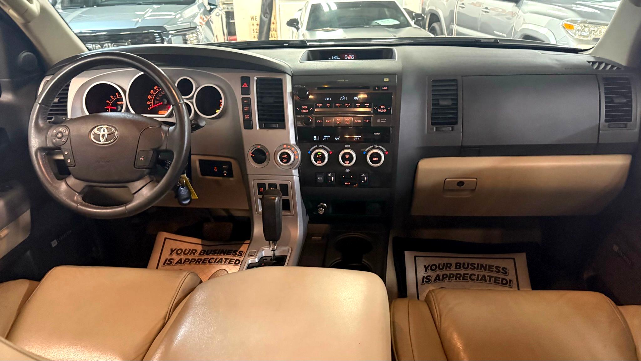 Toyota Sequoia  2008