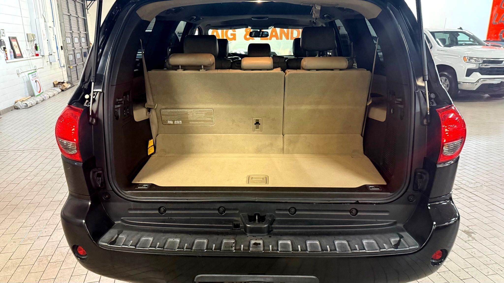 Toyota Sequoia  2008