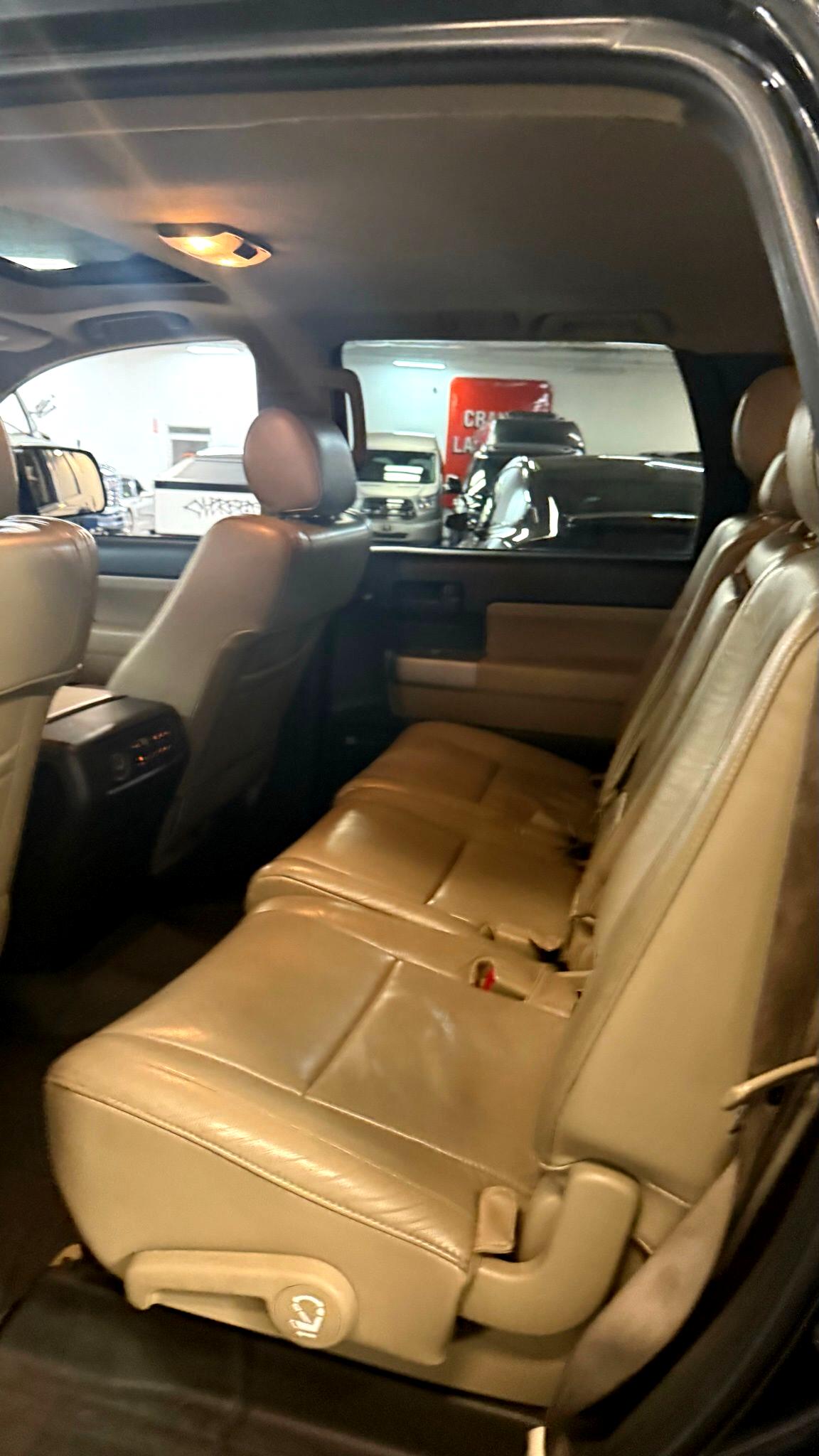 Toyota Sequoia  2008