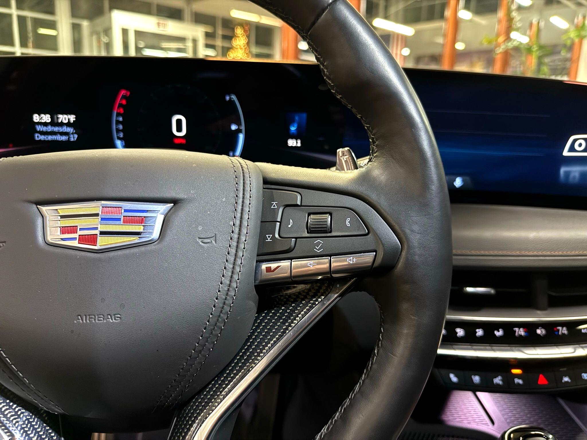 Cadillac CT5  2025