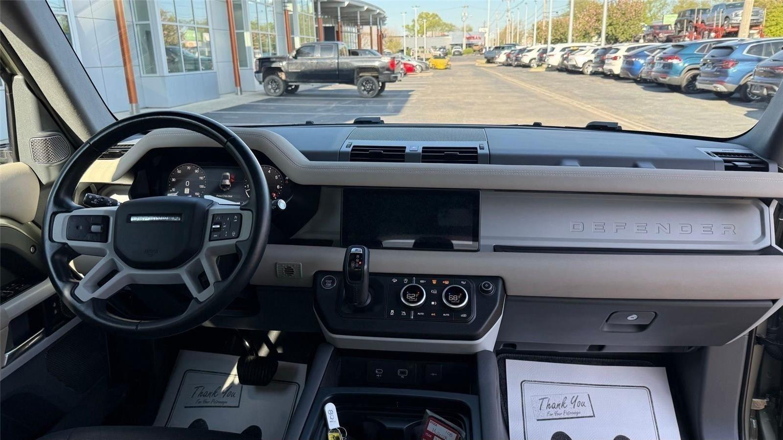 2023 Land Rover Defender X-Dynamic SE - Photo 29