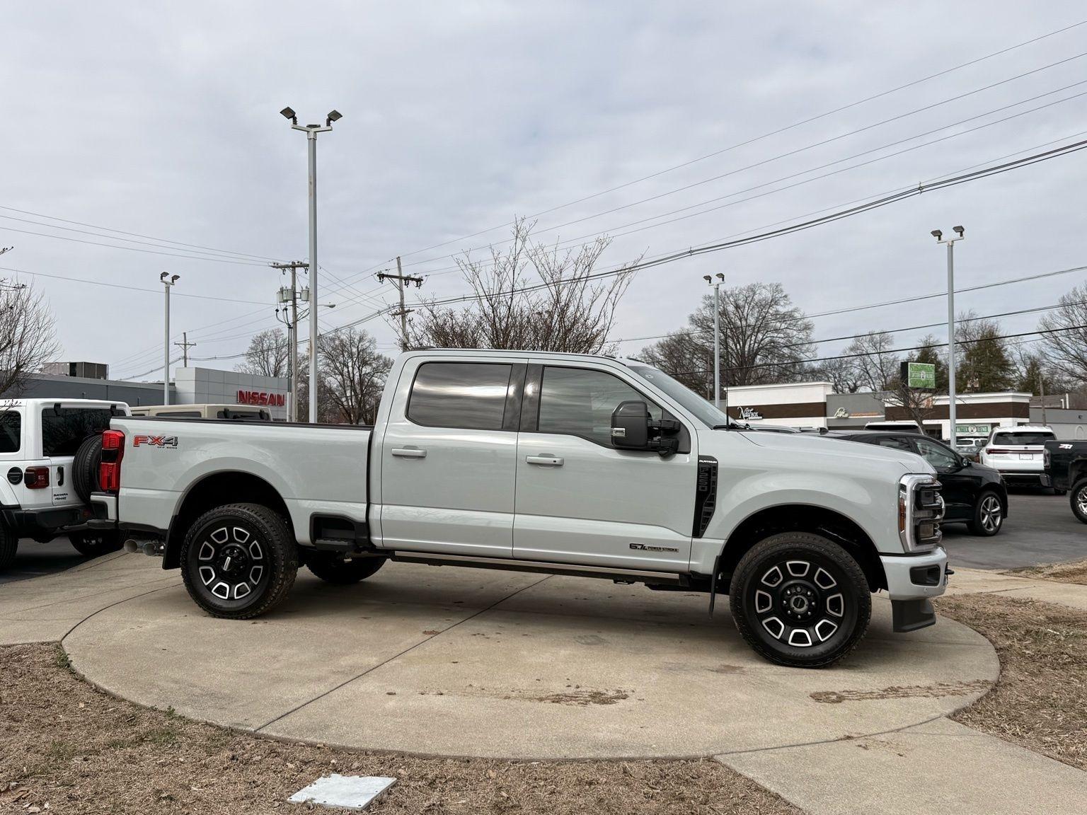 Ford F-250 SD  2025