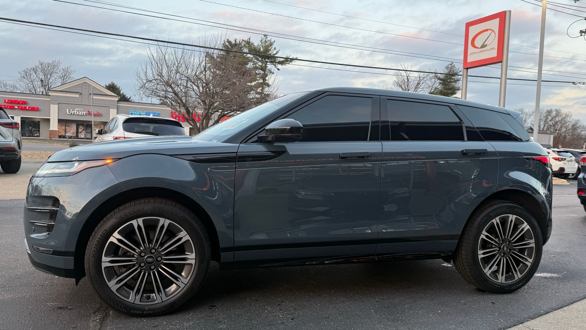 Land Rover Range Rover Evoque  2024