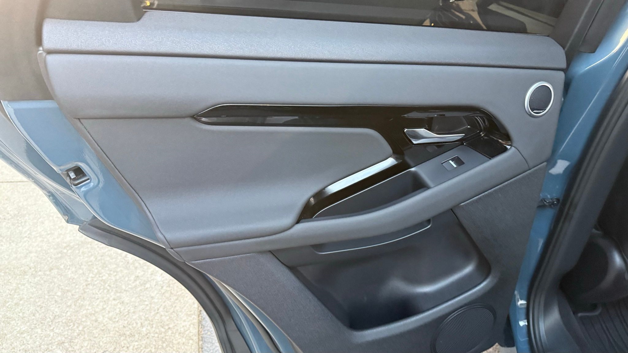 Land Rover Range Rover Evoque  2024