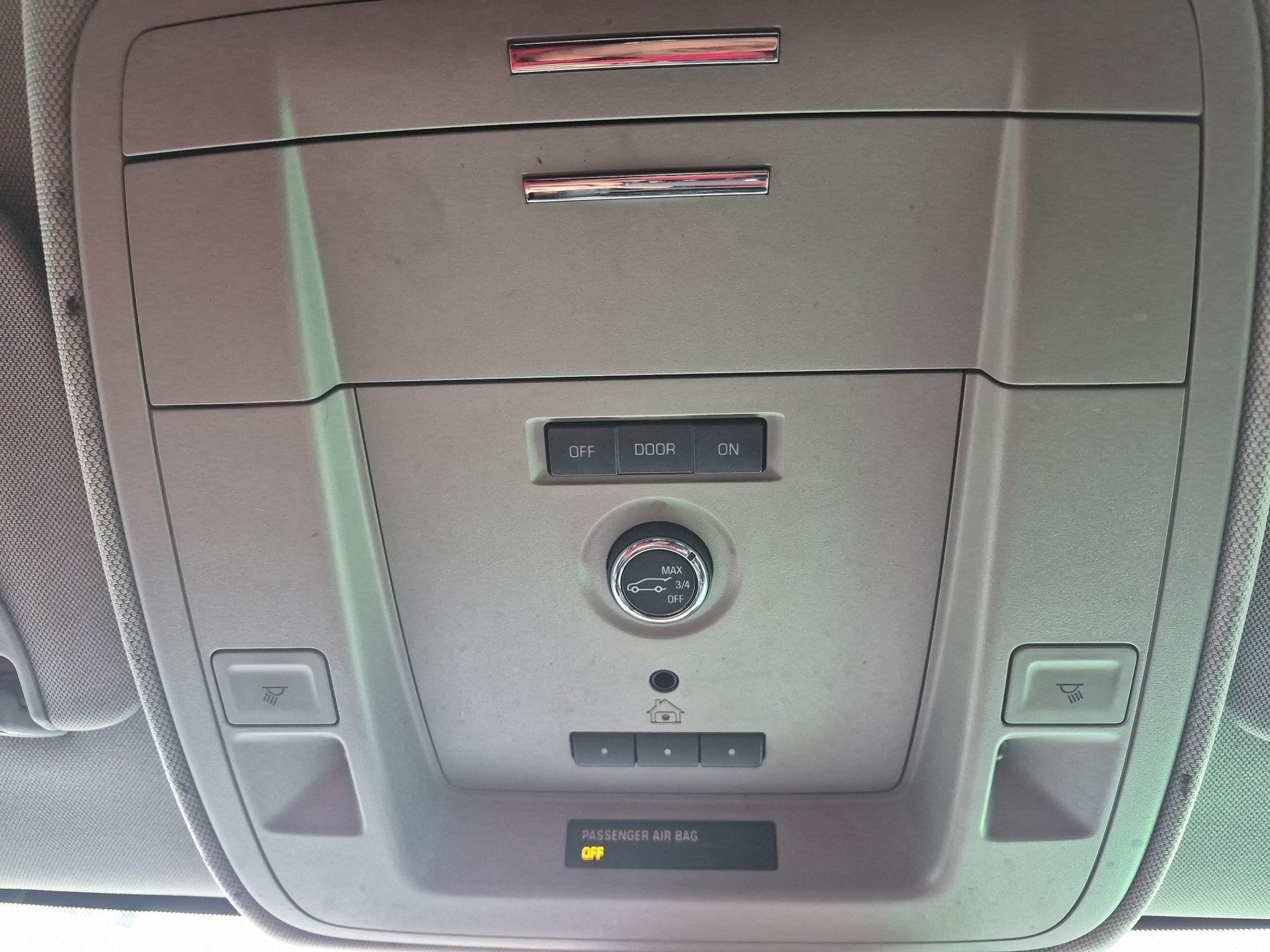 Chevrolet Tahoe  2018