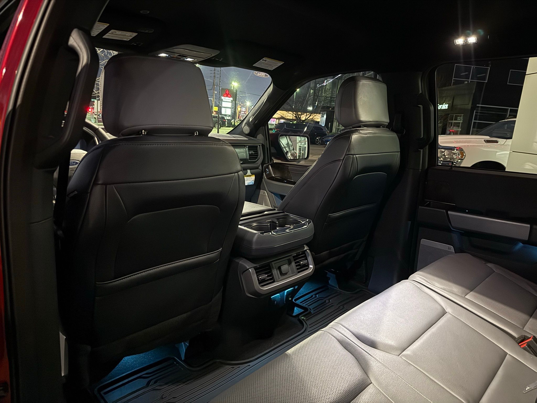 Ford F-150 Lightning  2023