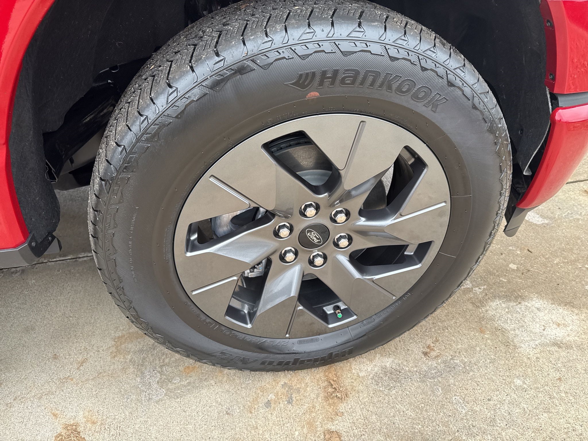 Ford F-150 Lightning  2023