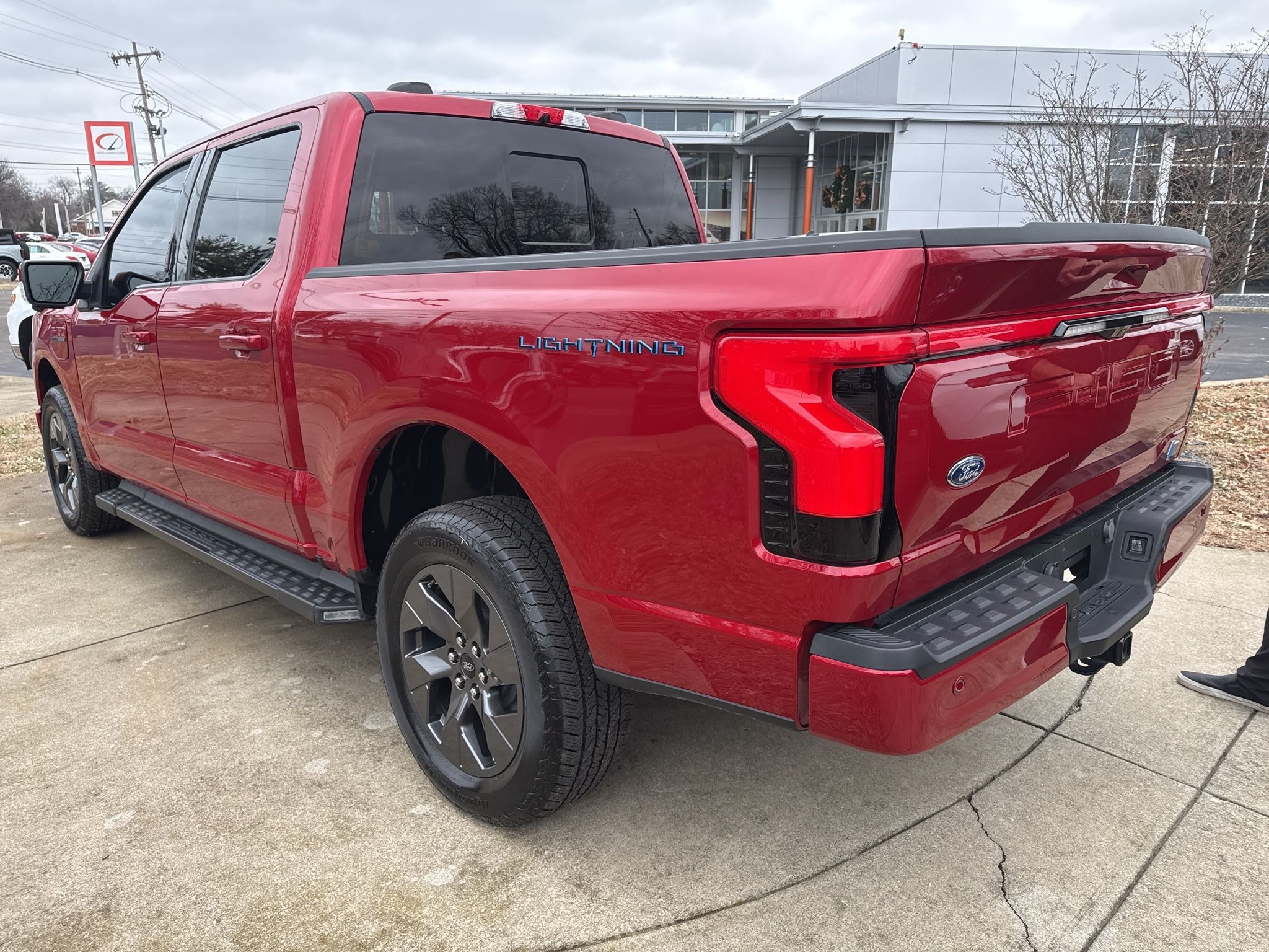 Ford F-150 Lightning  2023