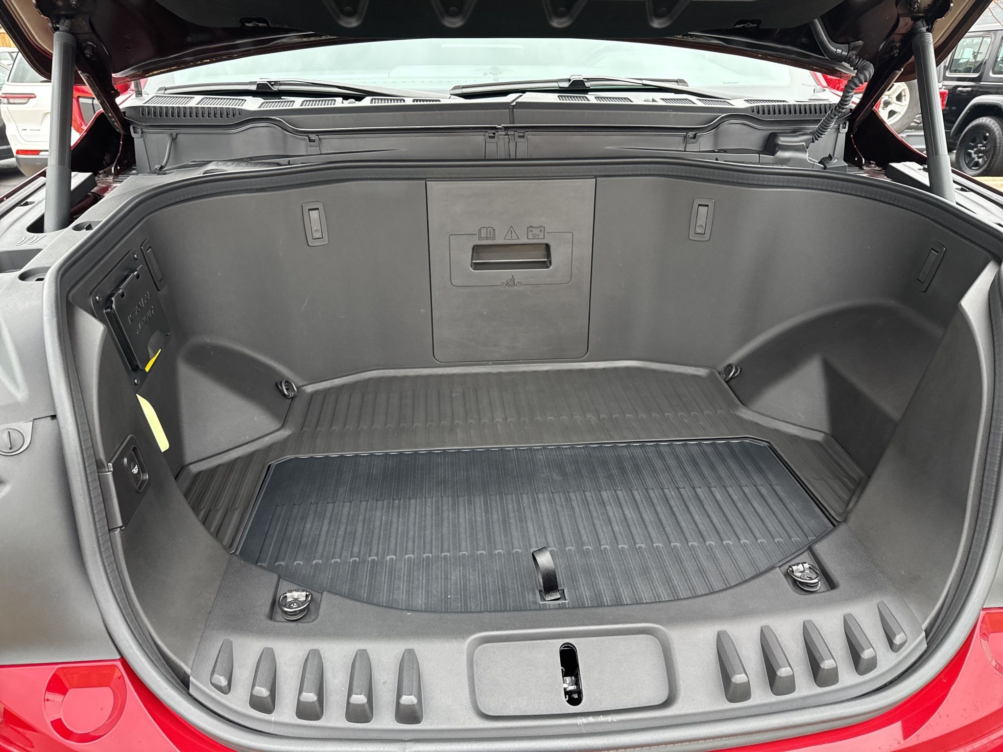 Ford F-150 Lightning  2023