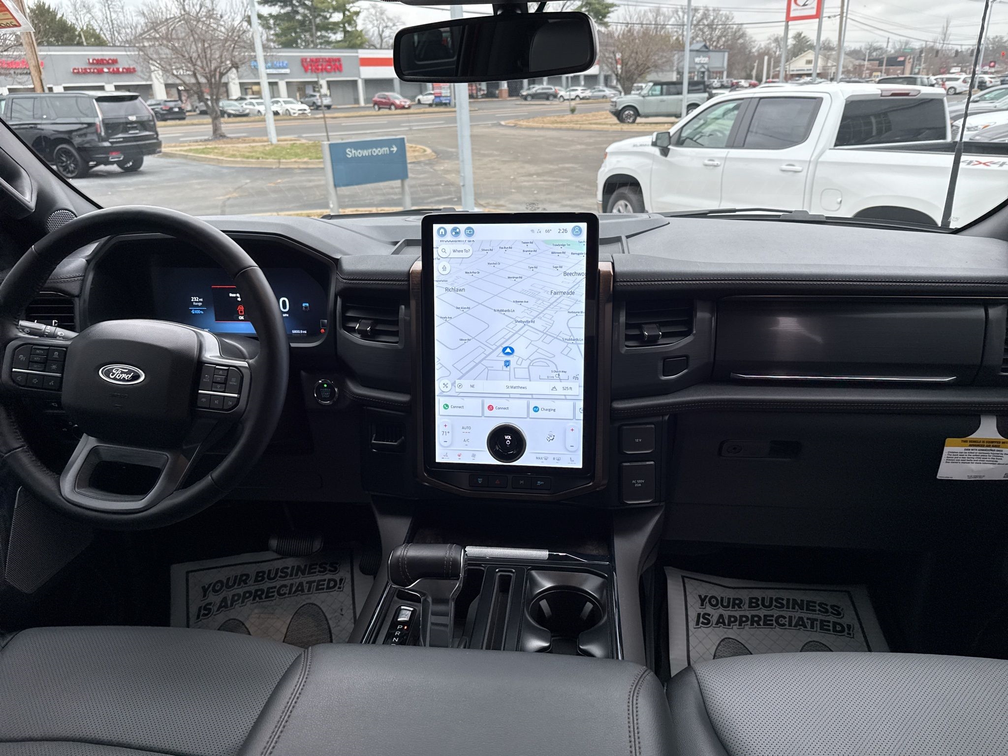 Ford F-150 Lightning  2023