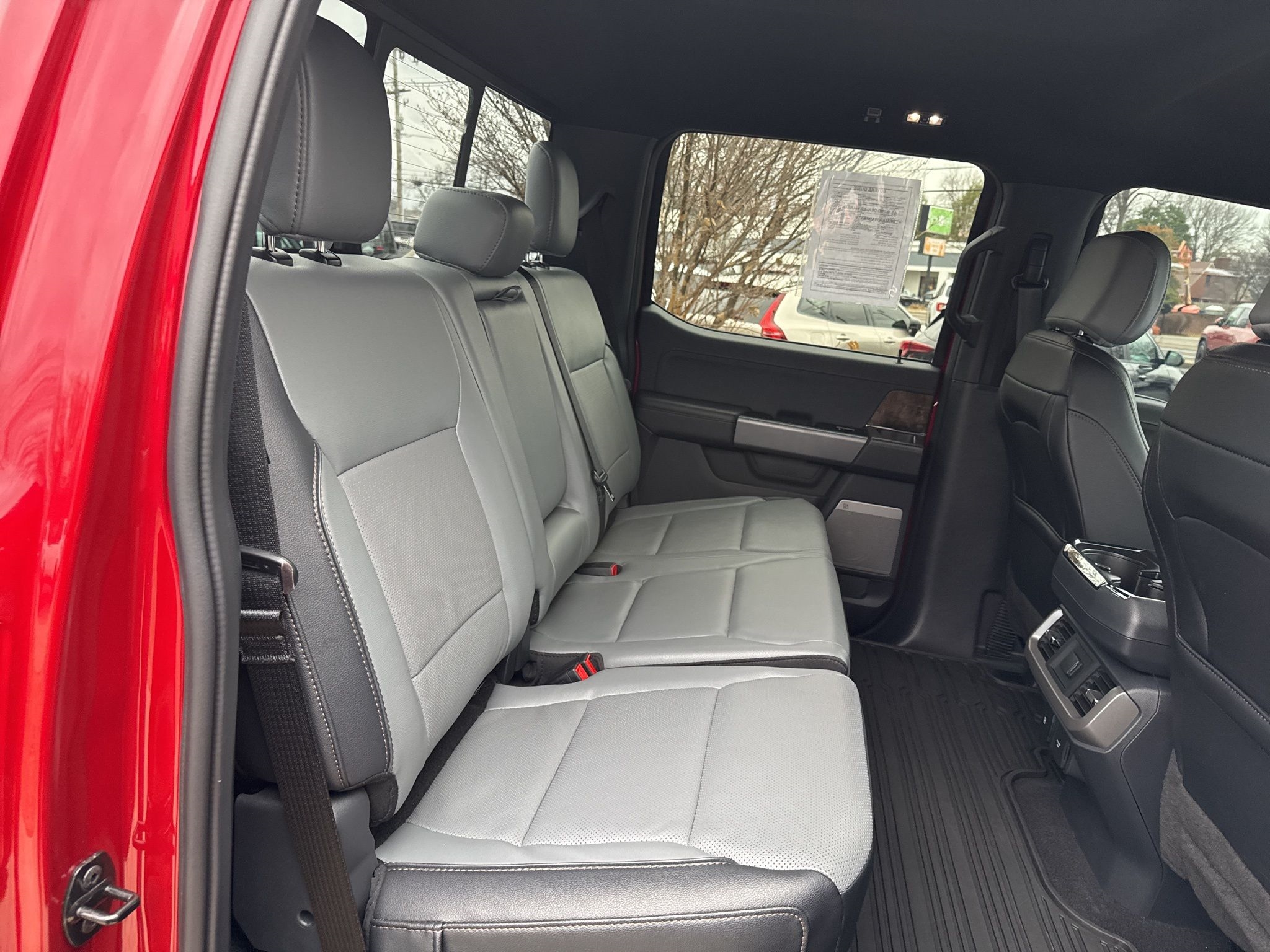 Ford F-150 Lightning  2023