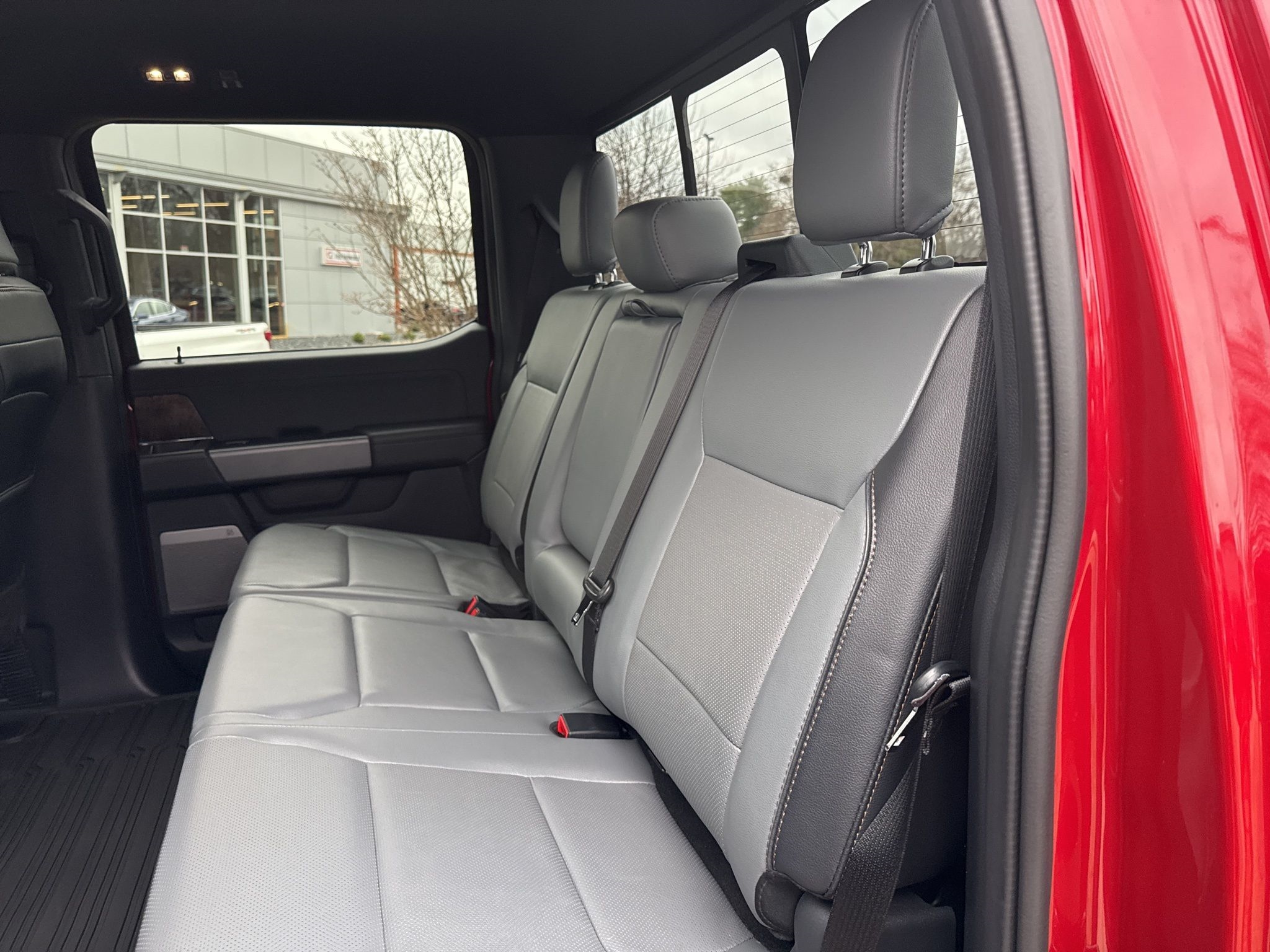 Ford F-150 Lightning  2023