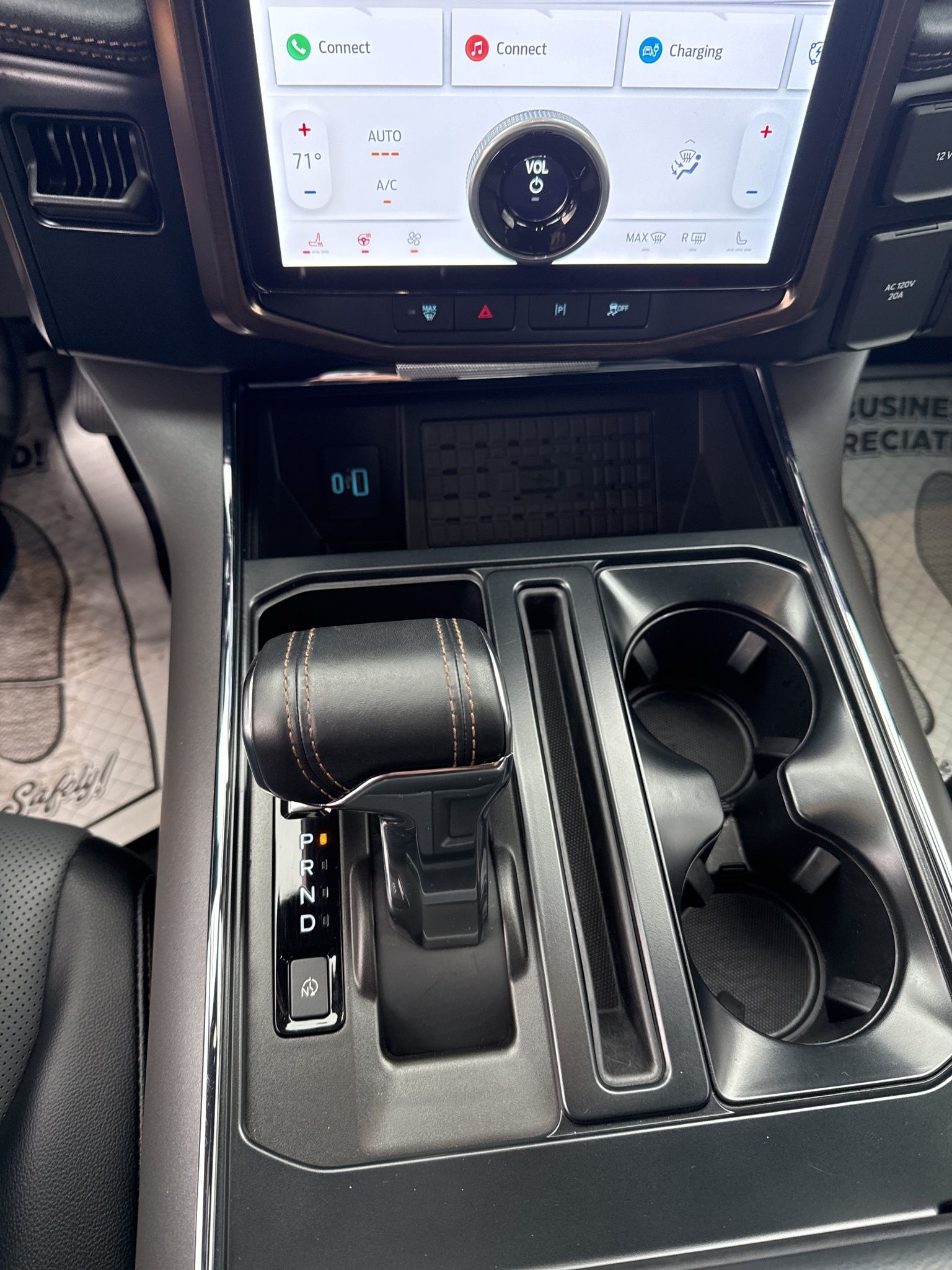 Ford F-150 Lightning  2023