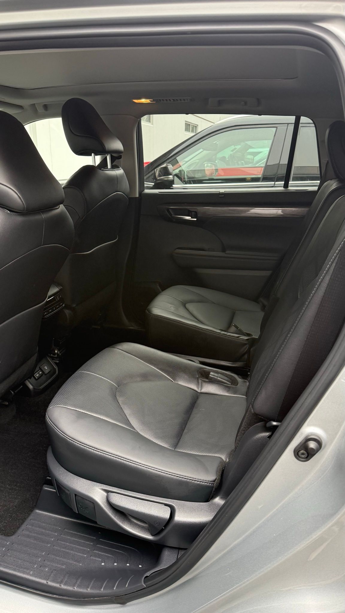 Toyota Highlander  2025