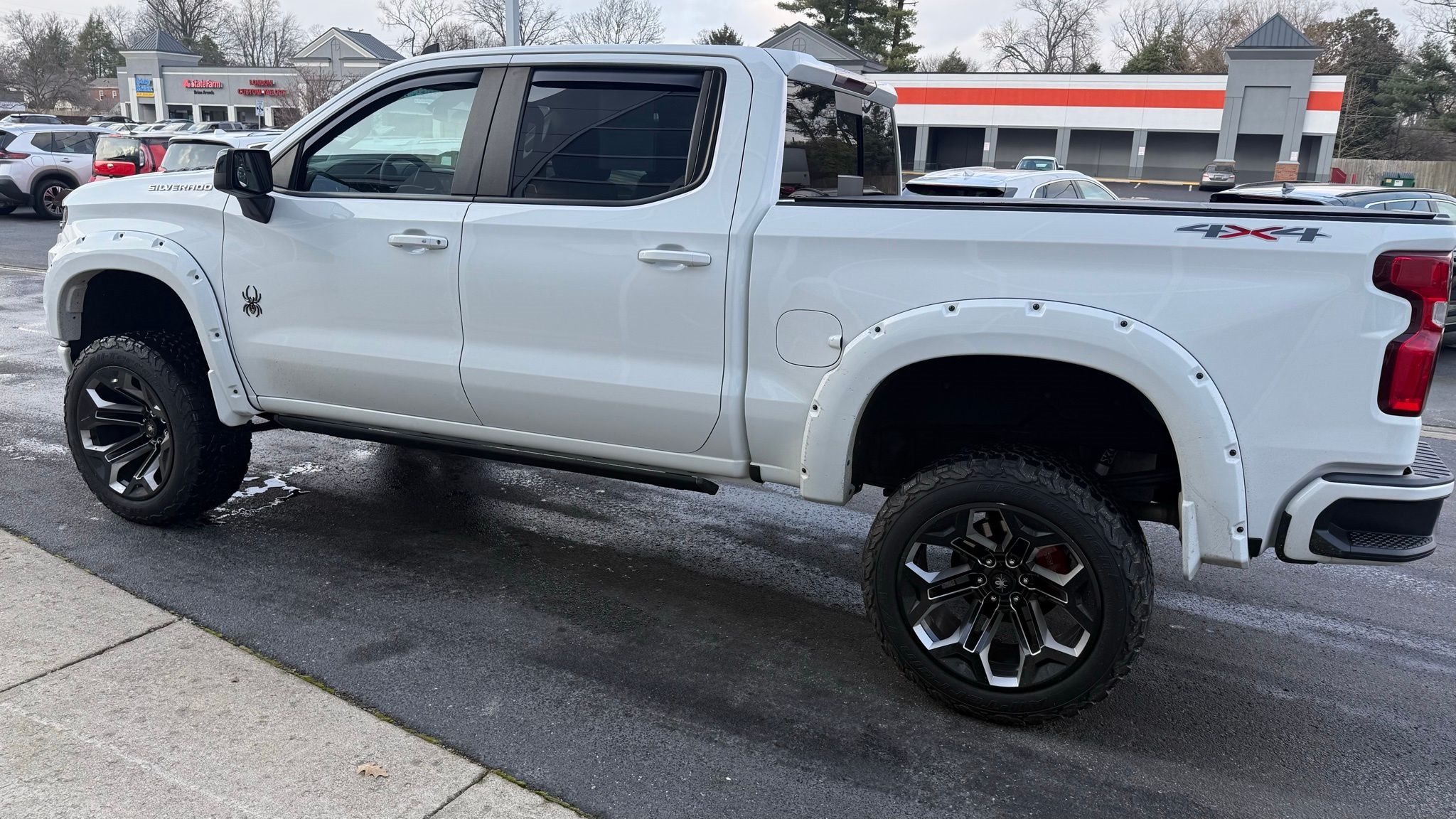 Chevrolet Silverado 1500  2021