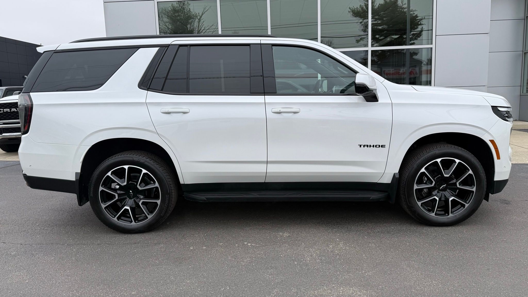 2025 Chevrolet Tahoe RST