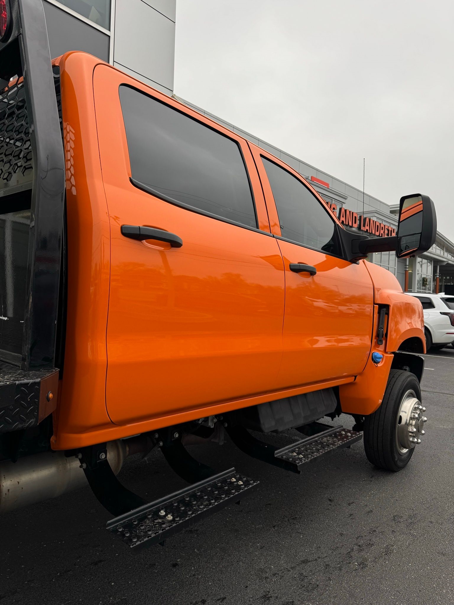 Chevrolet Silverado Medium Duty  2022