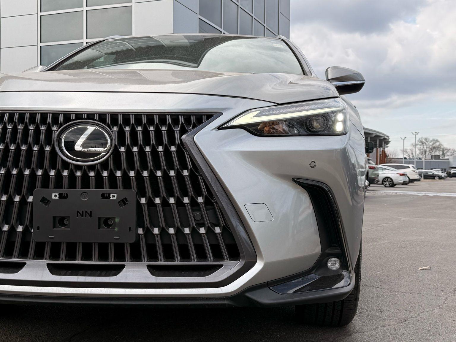 Lexus NX  2024