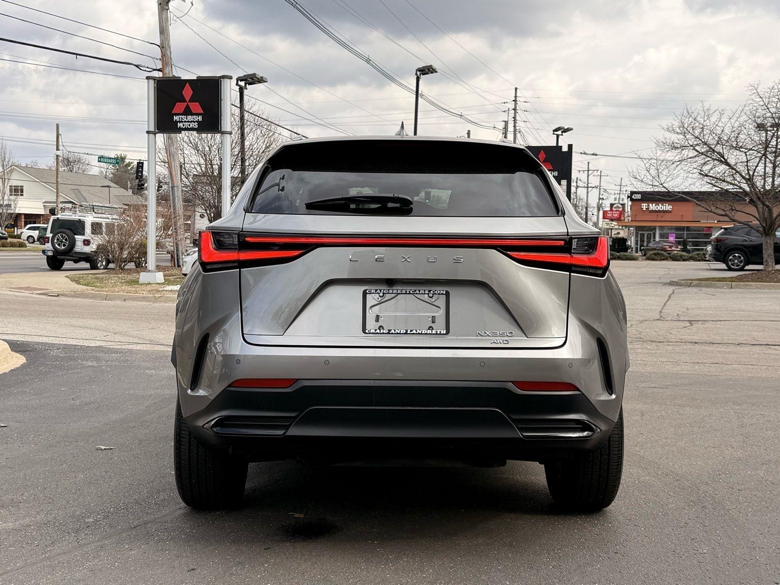 Lexus NX  2024