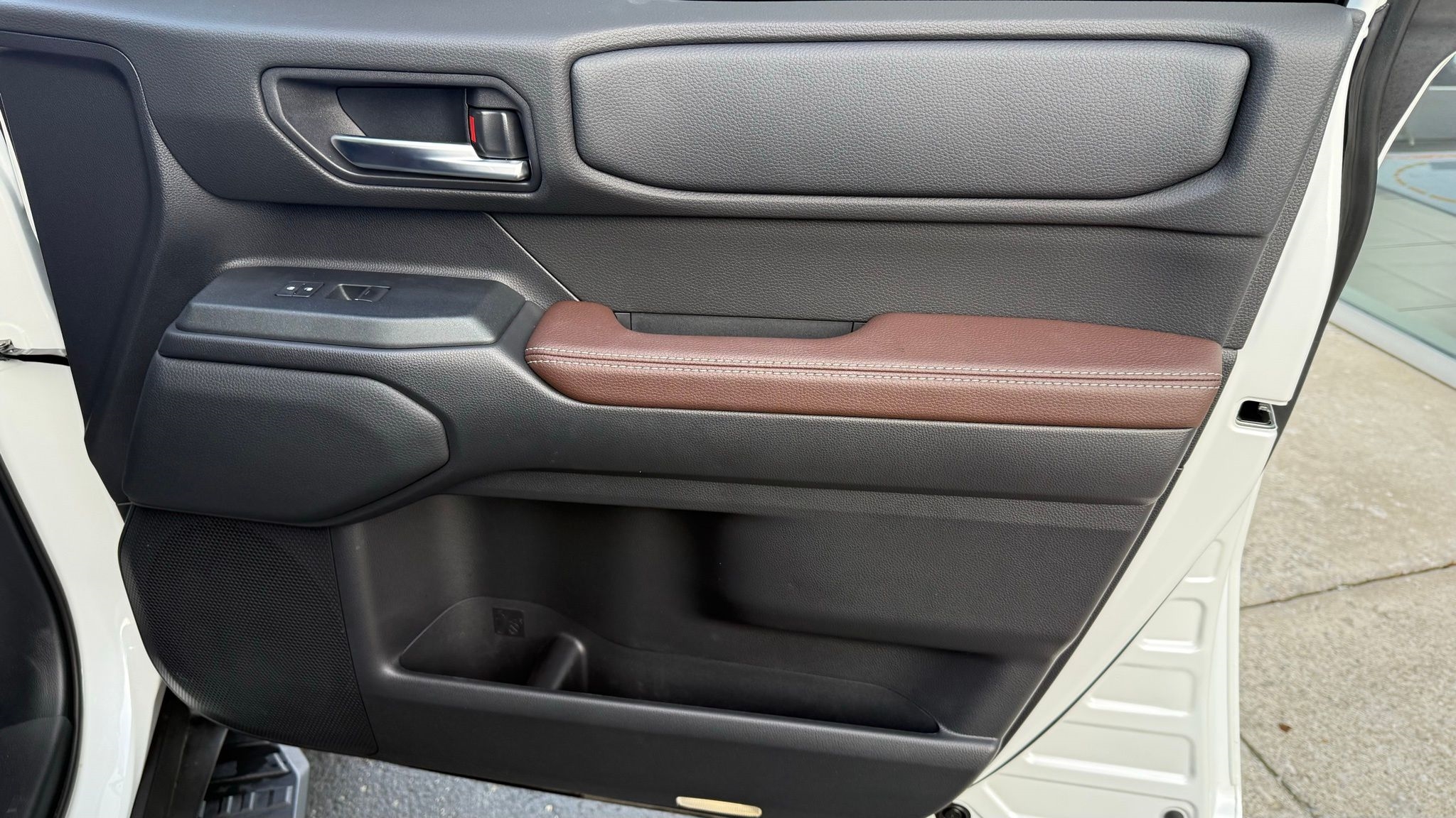 Toyota Land Cruiser  2025