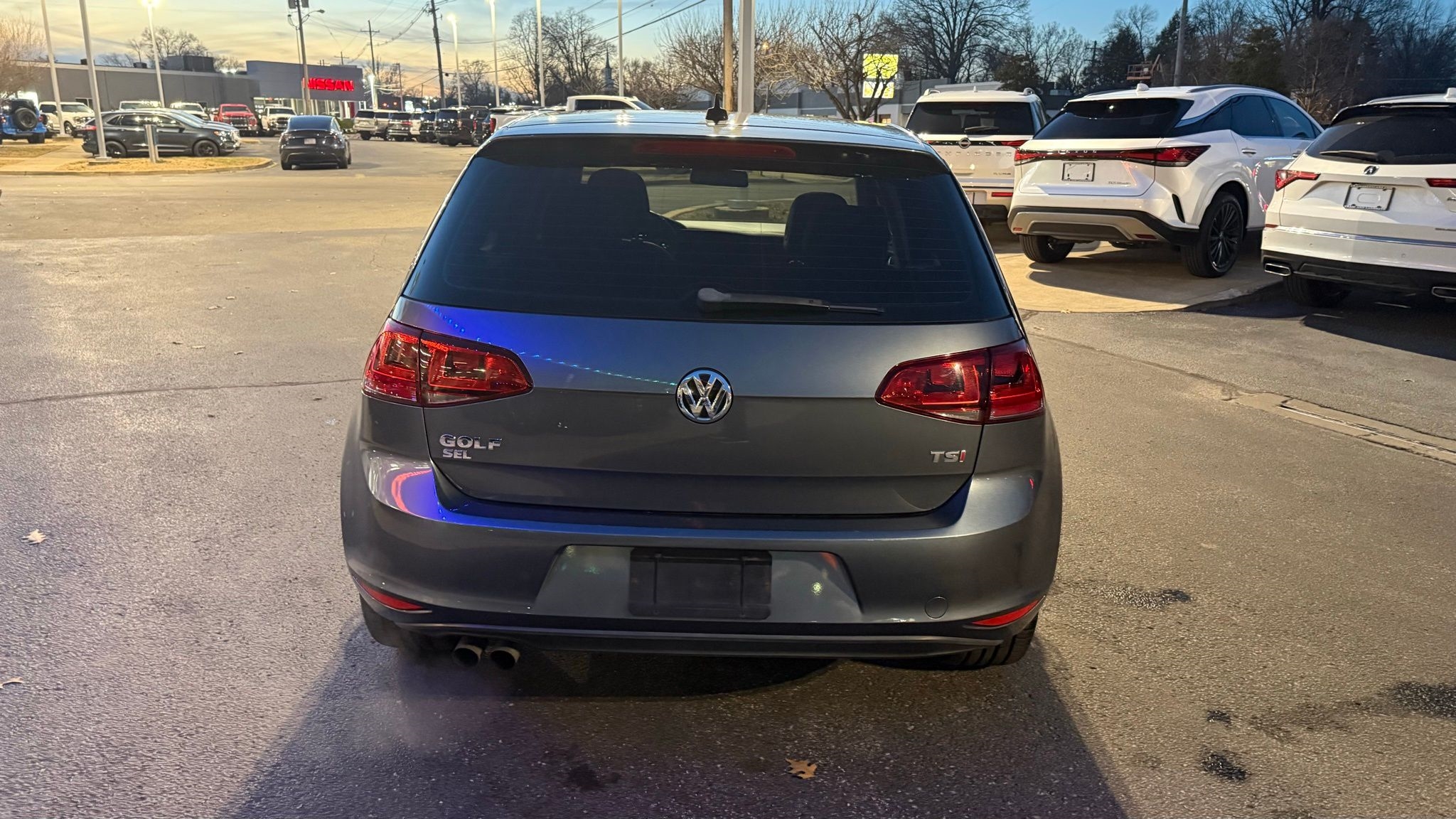 Volkswagen Golf  2017
